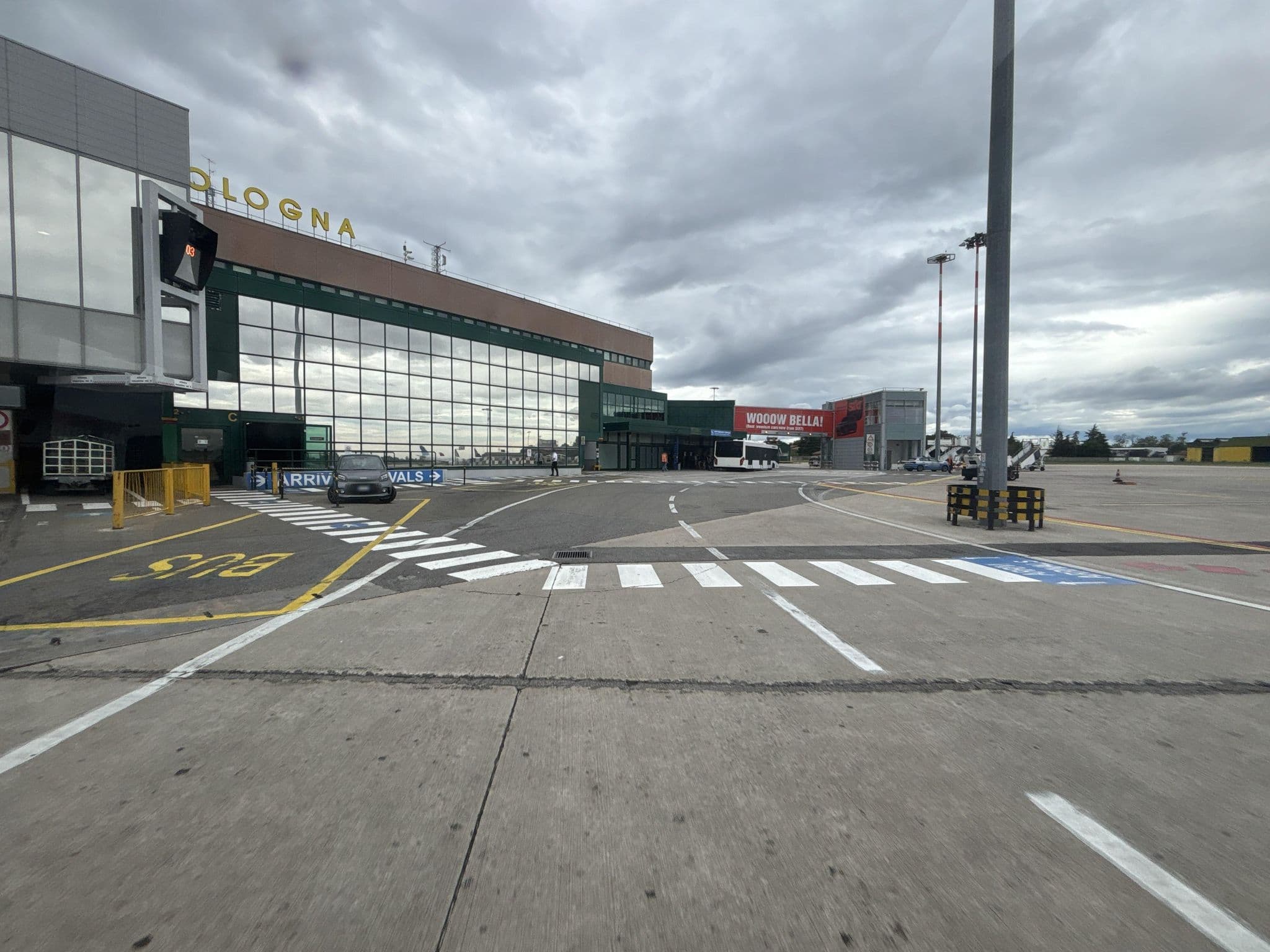 Street view near Valencia - Confortel Aqua 3, Trebbo — © robot8a (CC BY-SA · Mapillary)