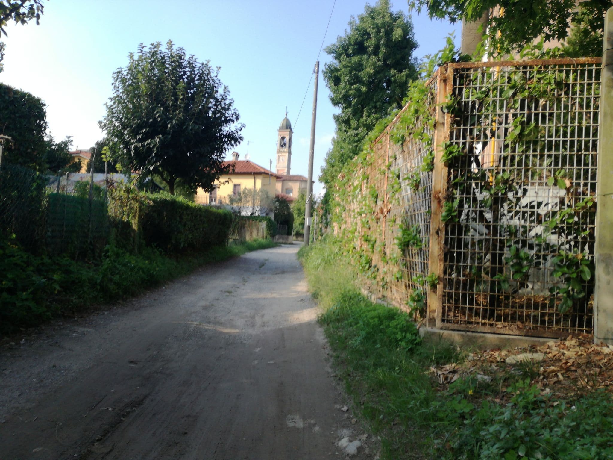 Street view near Hotel Adda SRL, Paderno d'Adda — © aury88 (CC BY-SA · Mapillary)