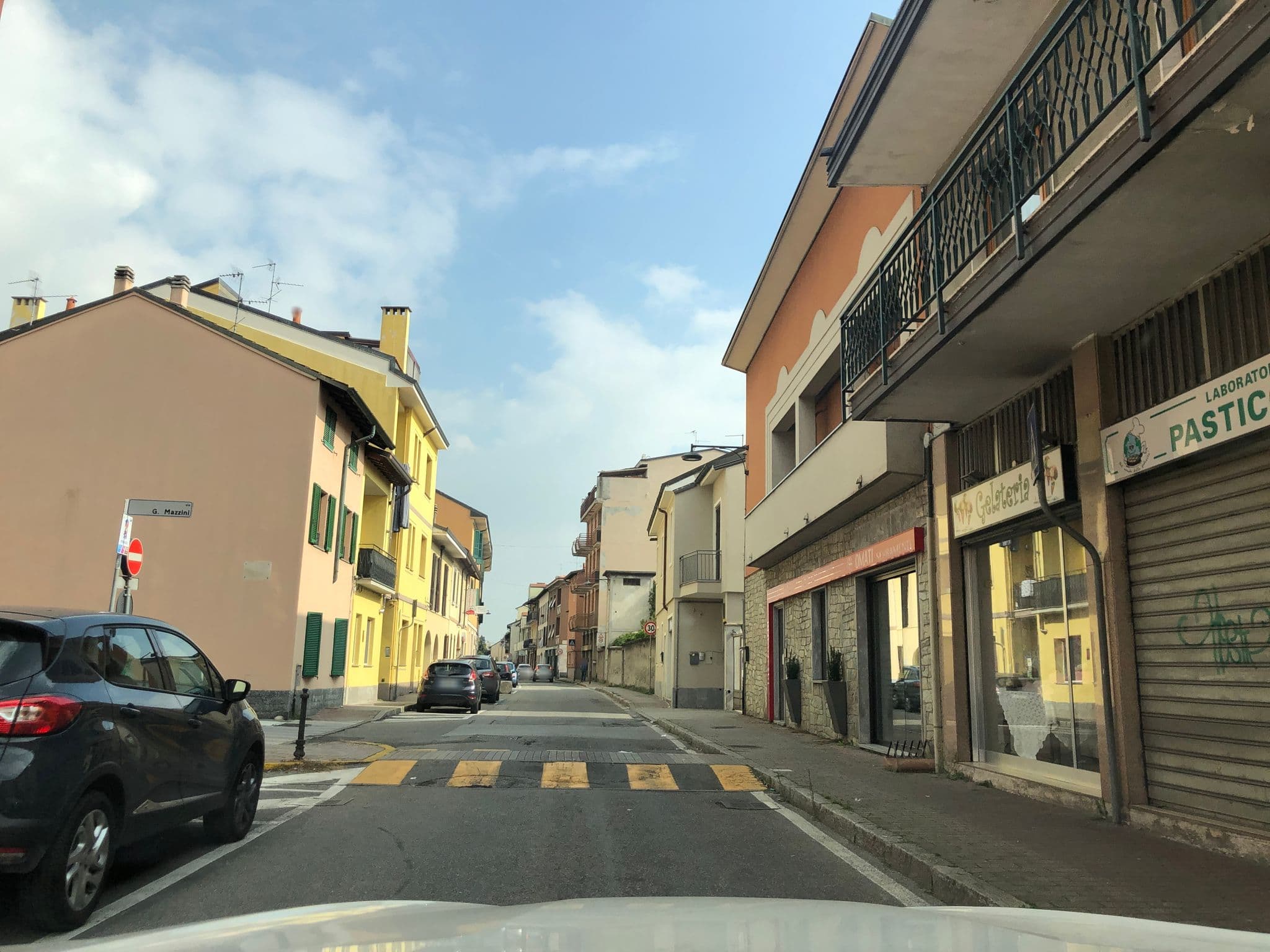 Street view near Airbnb Via Mazzini, Carugate — © adirricor (CC BY-SA · Mapillary)