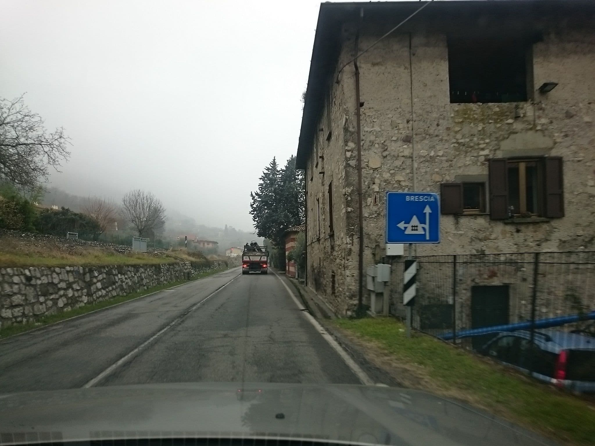 Street view near Vertine SRL, Sulzano — © voschix (CC BY-SA · Mapillary)