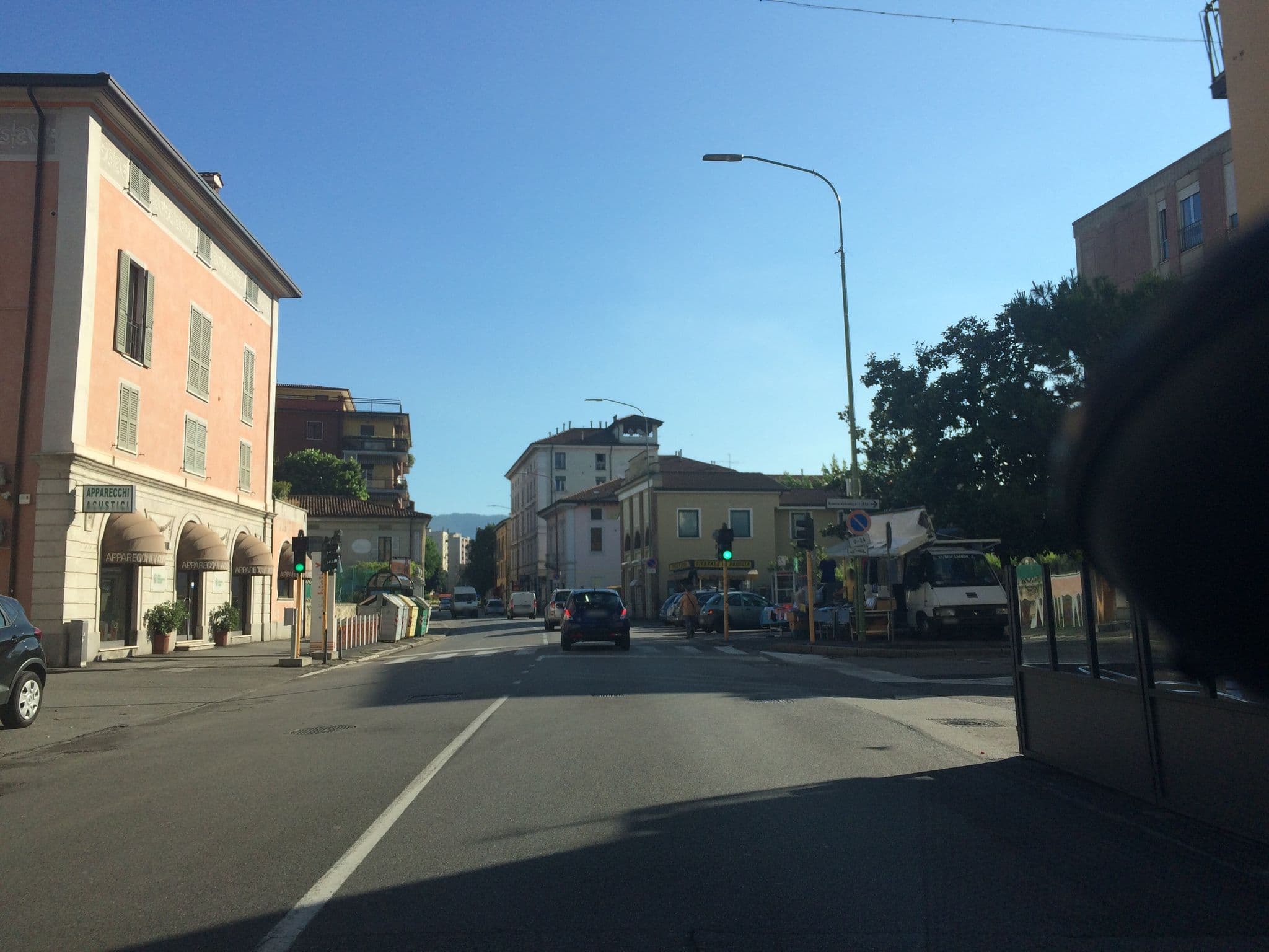 Street view near Hotel Corallo, Brescia — © plago73 (CC BY-SA · Mapillary)