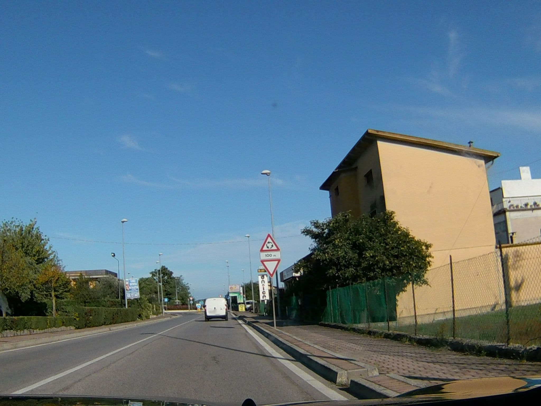 Street view near Sullivan, Ponte San Marco — © endszbrxns (CC BY-SA · Mapillary)