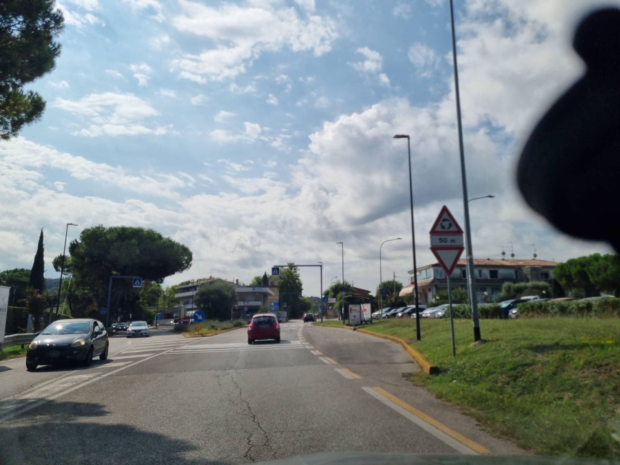 Street view near Relais Sant'Emiliano Spa & Wellness, Padenghe sul Garda — © dsmm (CC BY-SA · Mapillary)