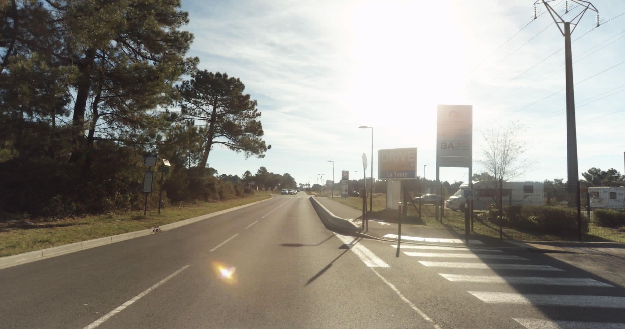 Street view near E.Leclerc La Teste de Buch, La Teste-de-Buch — © sogefi (CC BY-SA · Mapillary)