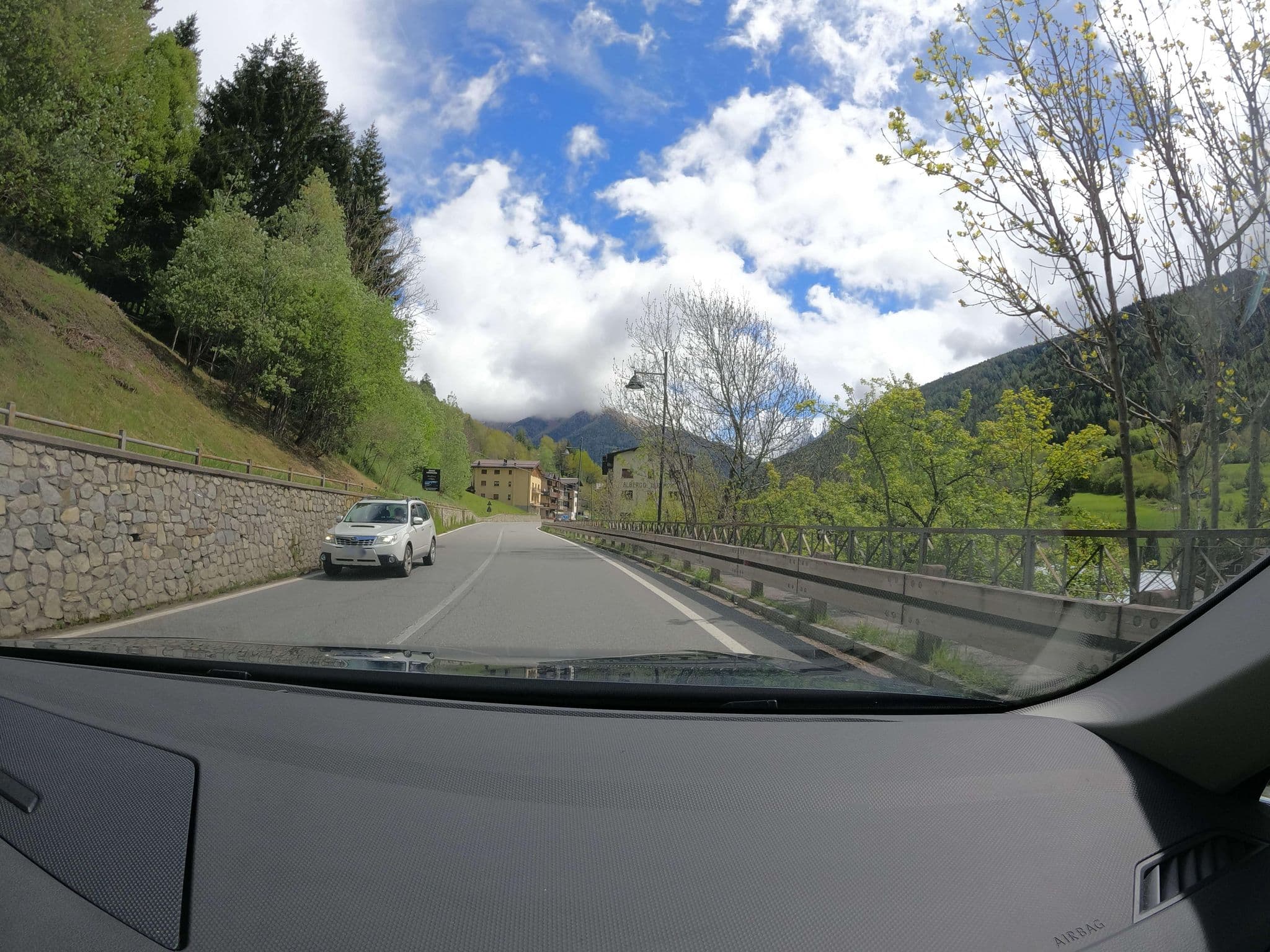 Street view near Albergo Hotel Gardenia, Ponte di Legno — © borovac (CC BY-SA · Mapillary)