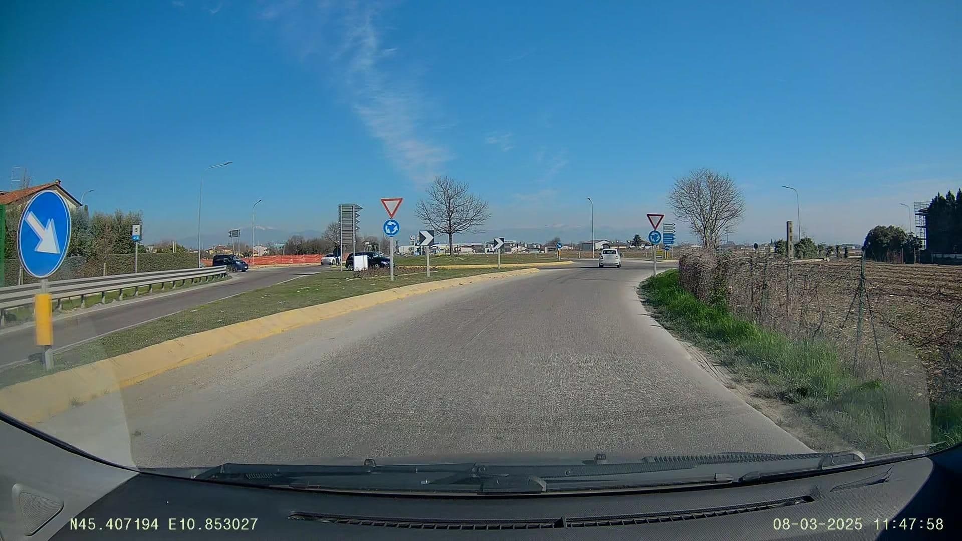 Street view near Villa Ai Cedri, Sommacampagna — © Jacopo86 (CC BY-SA · Mapillary)