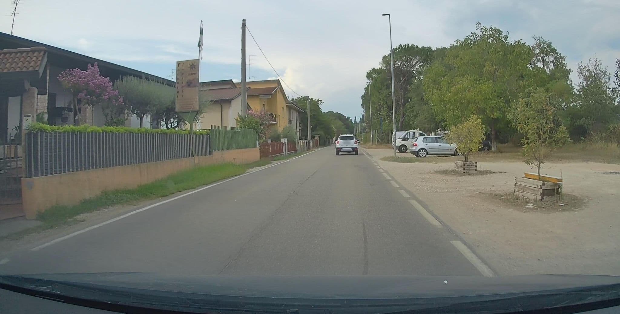 Street view near L'isolo B&B, Monzambano — © gpsmapper (CC BY-SA · Mapillary)