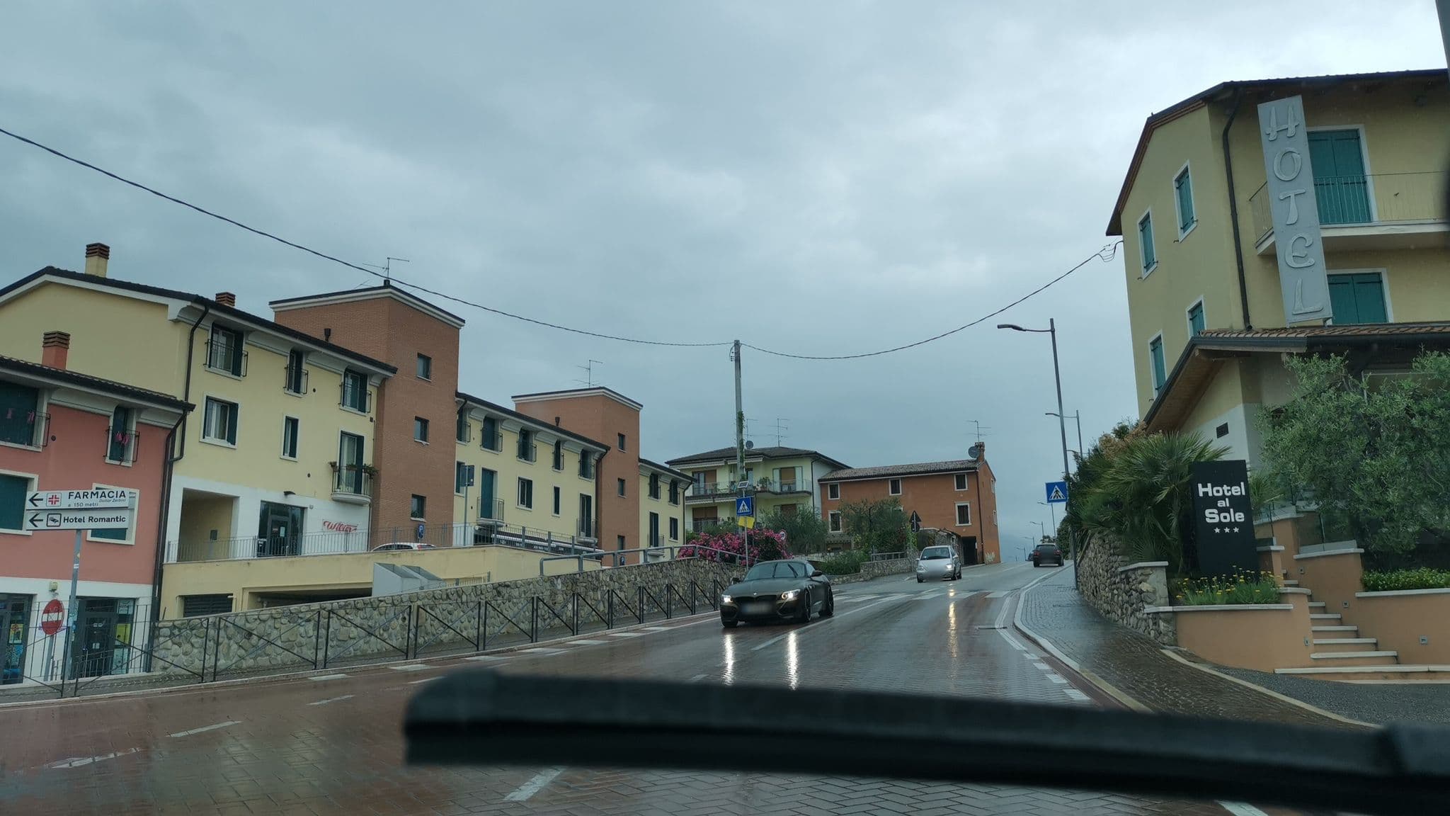 Street view near Residenza le Torri, Cavajon Veronese — © plexi32 (CC BY-SA · Mapillary)