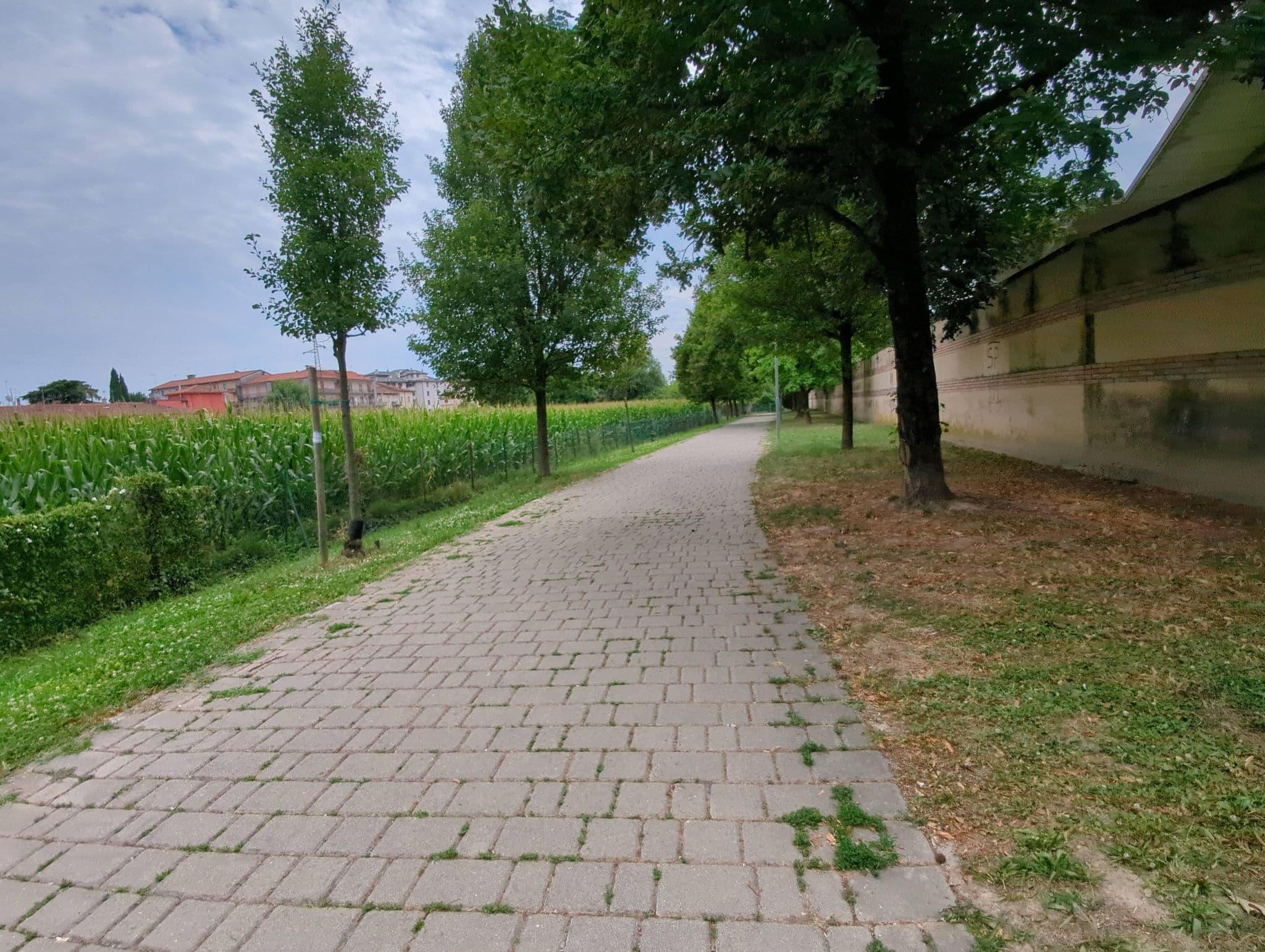 Street view near Residence San Miguel 8, Vicenza — © andreadfc (CC BY-SA · Mapillary)