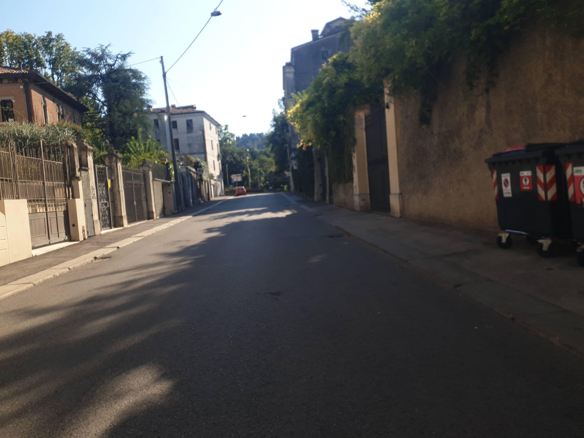 Street view near Vicenza Holiday Porta Lupia, Vicenza — © voschix (CC BY-SA · Mapillary)