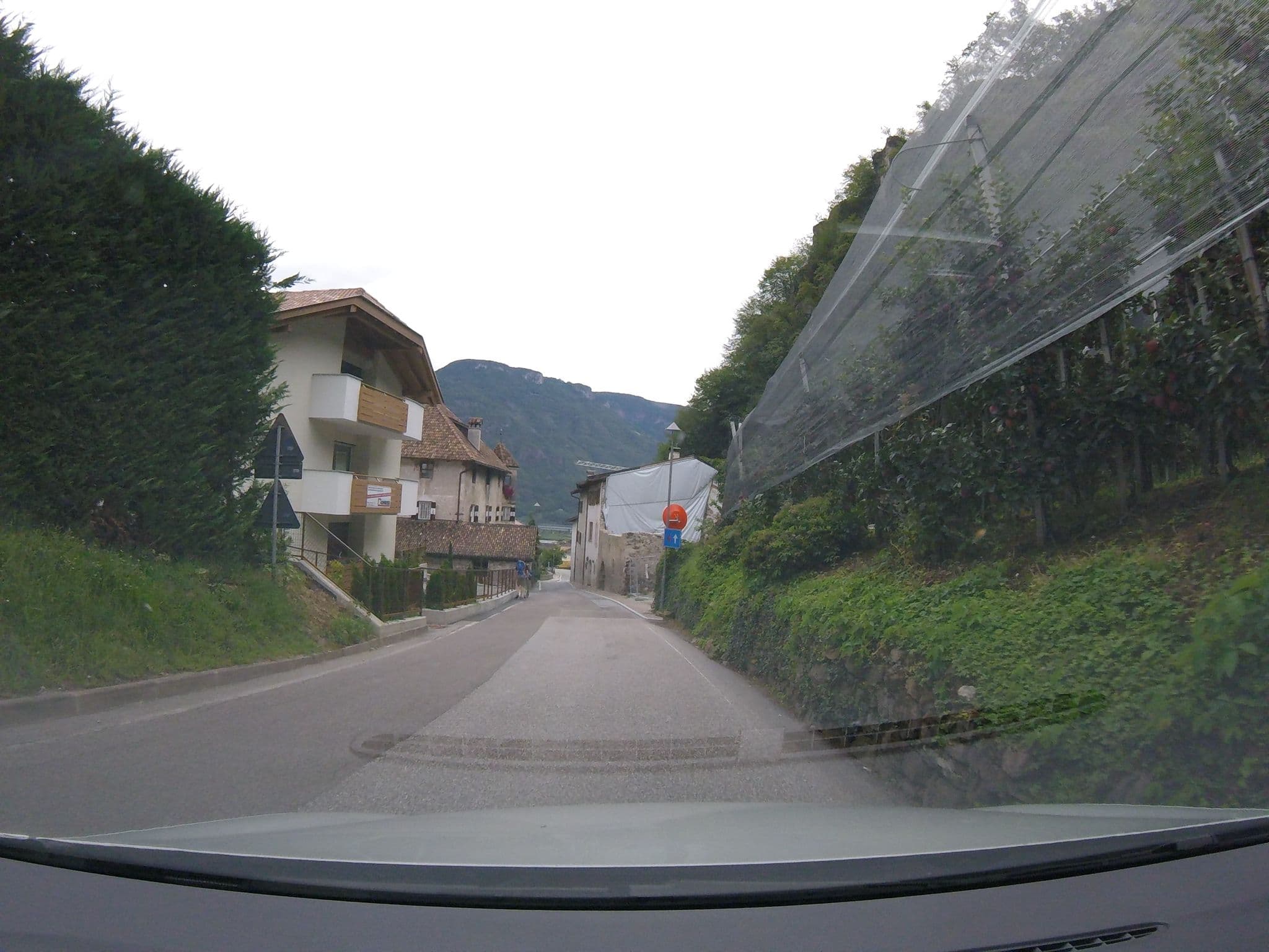 Street view near Tribus Mathilde, Nalles — © tonicity (CC BY-SA · Mapillary)