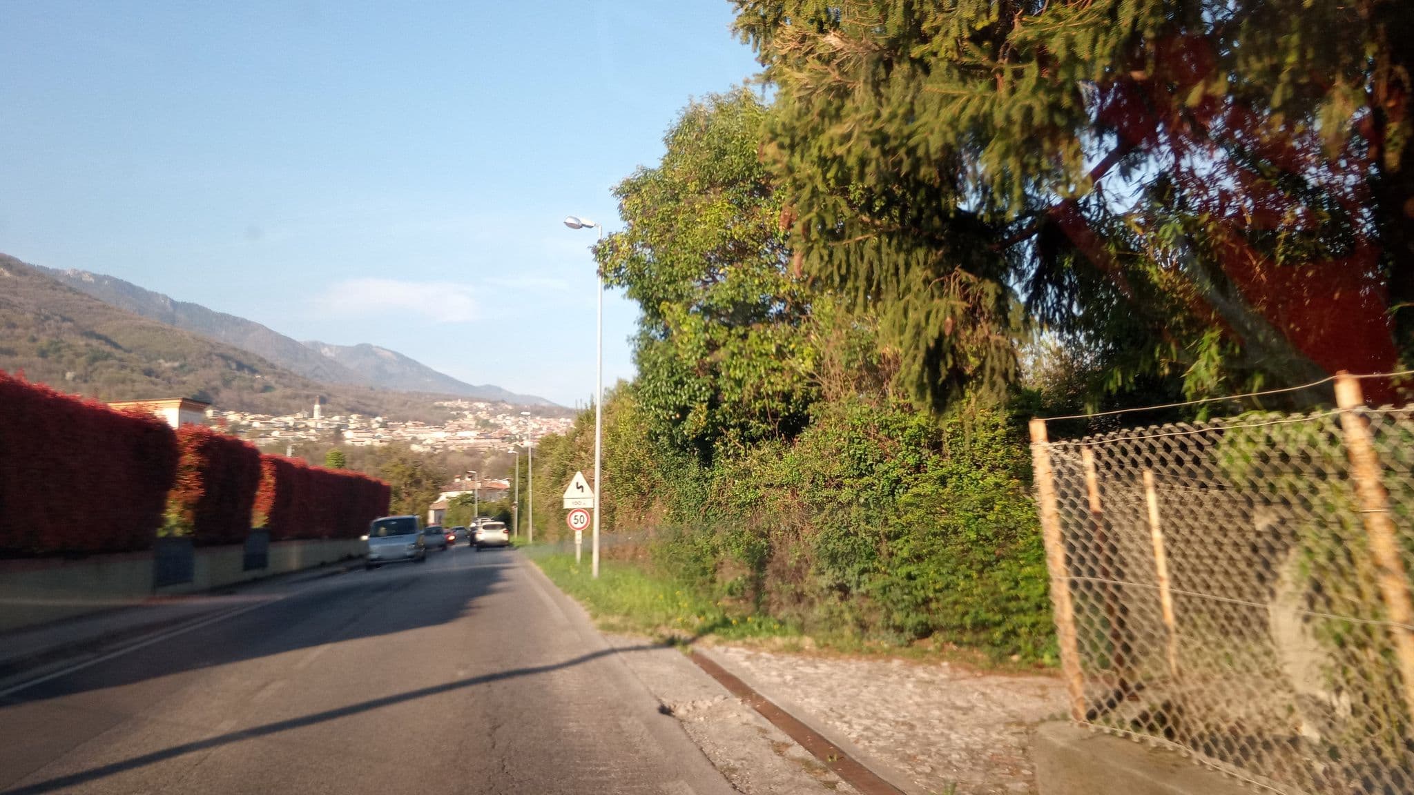 Street view near CASA GIULIA a Borso del Grappa, Borso del Grappa — © alesarrett (CC BY-SA · Mapillary)