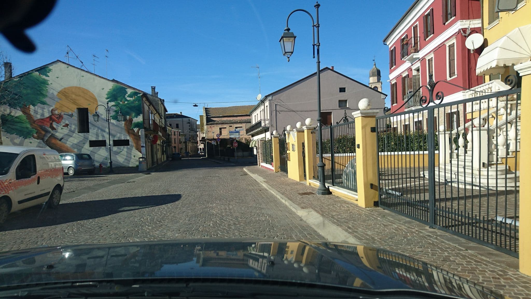 Street view near Una Stanza nel Parco, Ariano — © voschix (CC BY-SA · Mapillary)