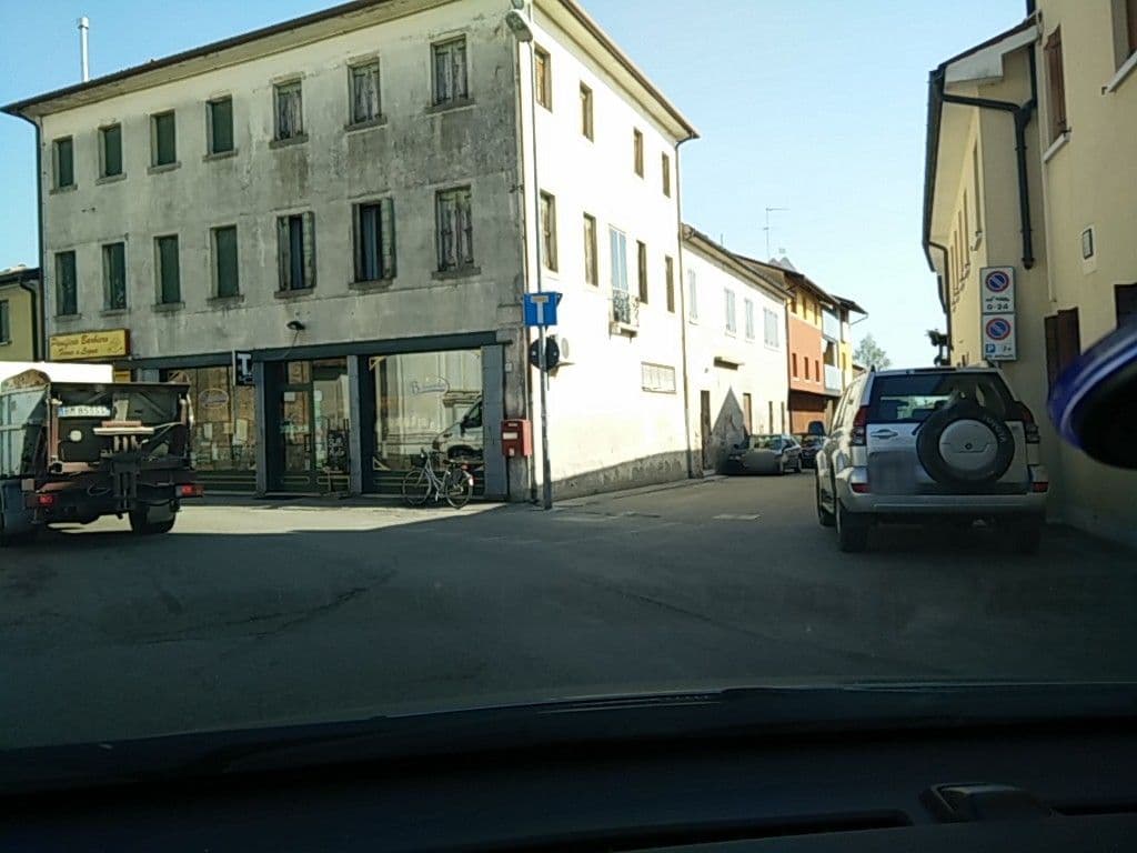 Street view near Locanda Leon D'Oro, Zero Branco — © bellazambo (CC BY-SA · Mapillary)