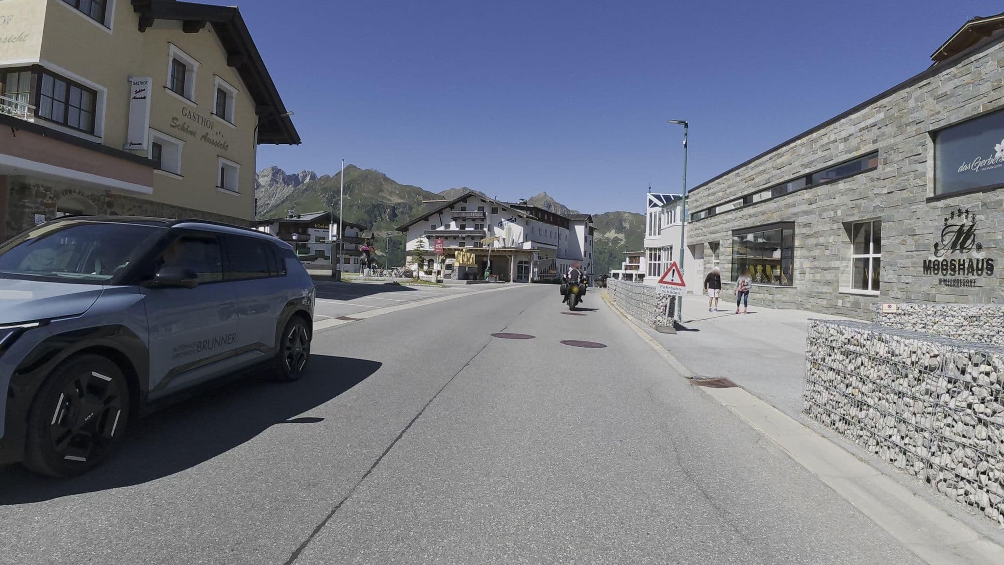 Street view near Schöne Aussicht, Stams — © Guzzi_Franze (CC BY-SA · Mapillary)