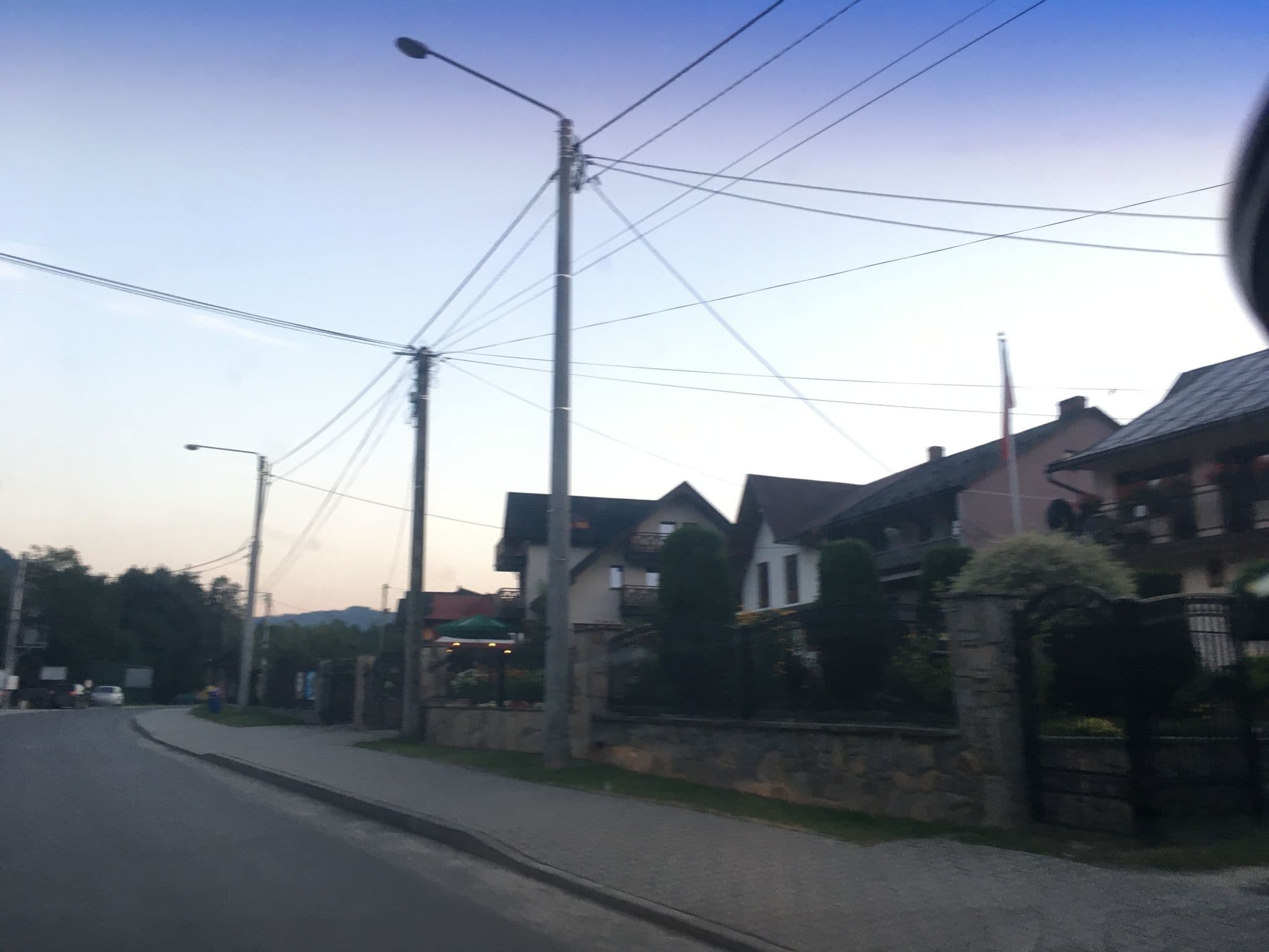 Street view near Kwatera pod Trzema Koronami, Spišská Stará Ves — © dasza (CC BY-SA · Mapillary)