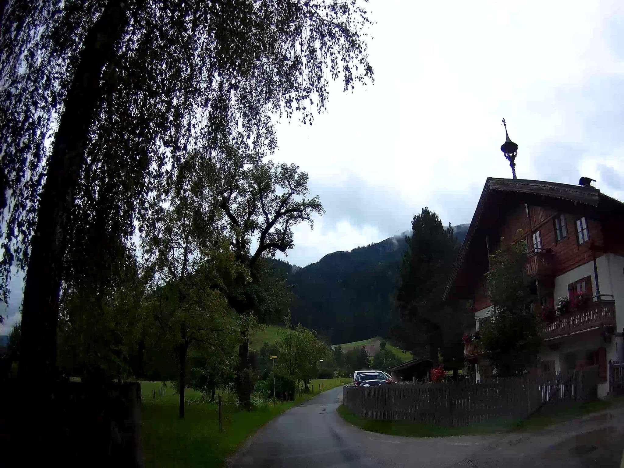 Street view near Erbhof Kleintödling, Saalfelden am Steinernen Meer — © fuchserl (CC BY-SA · Mapillary)