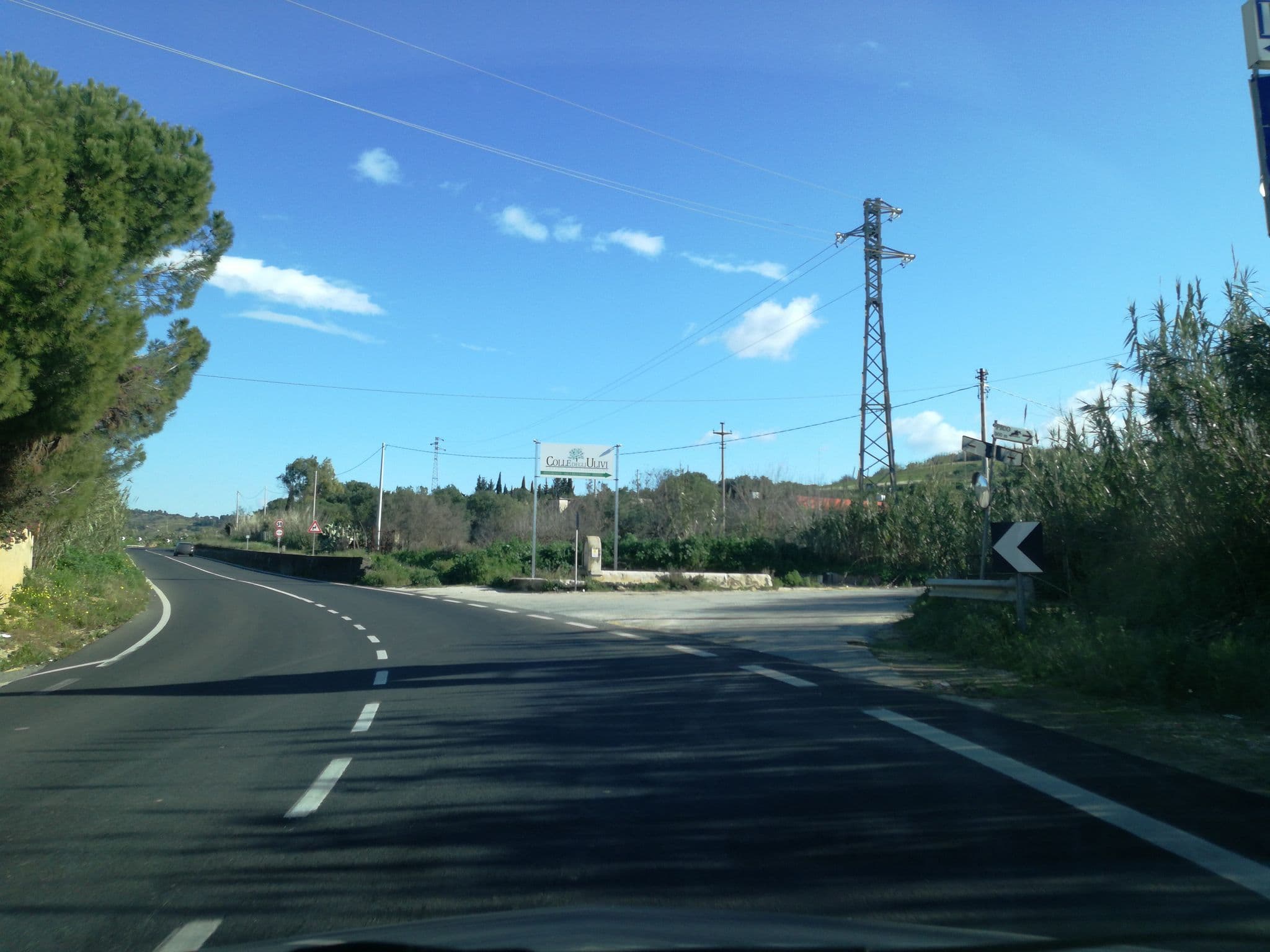 Street view near Villa Giocolano, Gela — © aury88 (CC BY-SA · Mapillary)