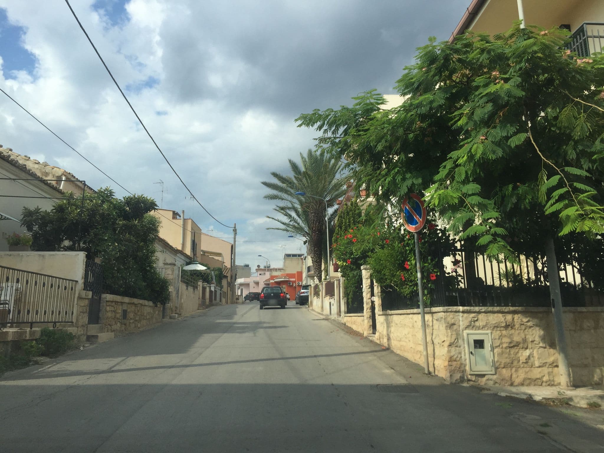 Street view near Casa Rosati, Cava d'Aliga — © nisselson (CC BY-SA · Mapillary)