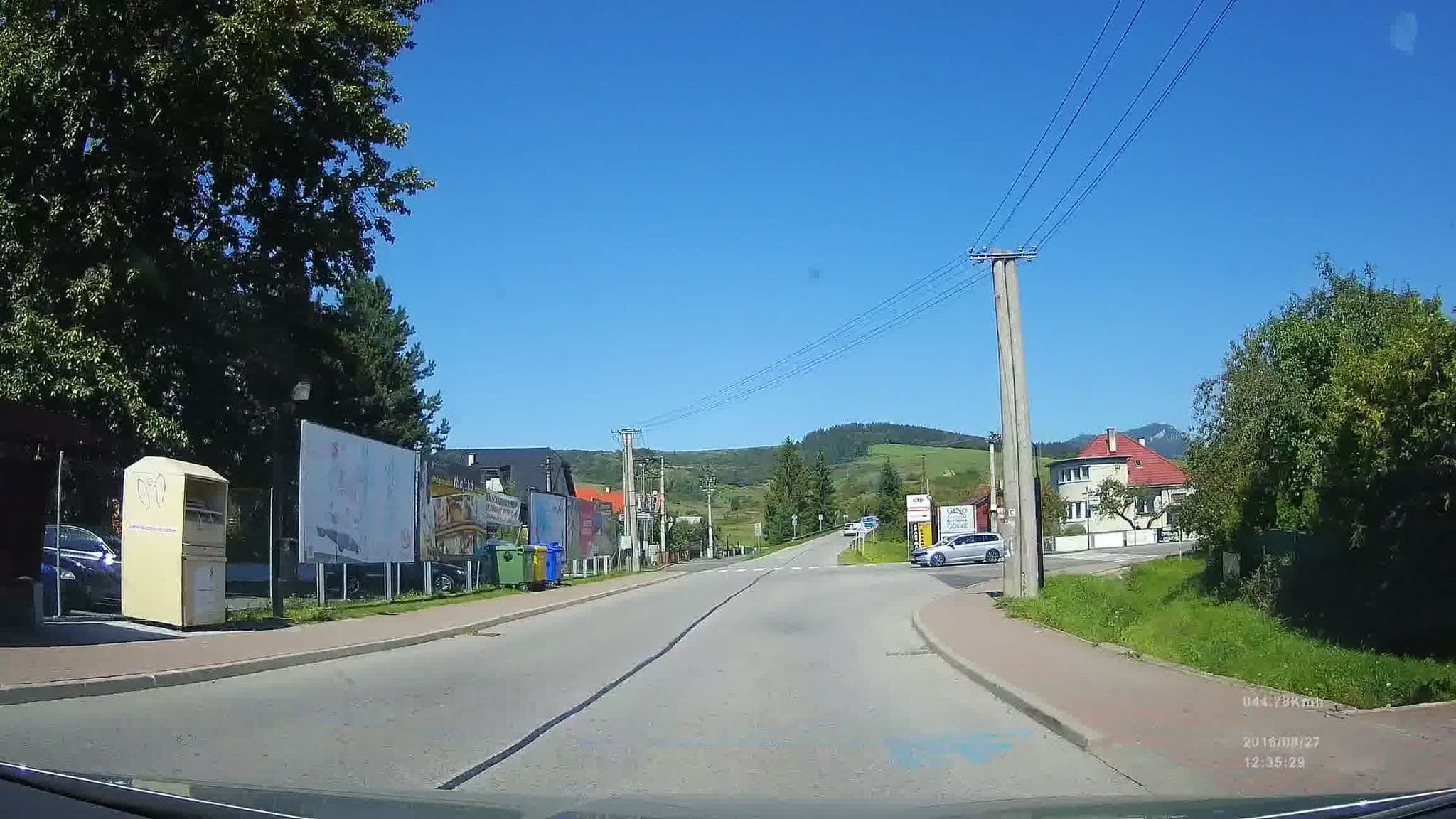 Street view near Privát Mária Zacharova, Lúčky — © martin_zdila (CC BY-SA · Mapillary)