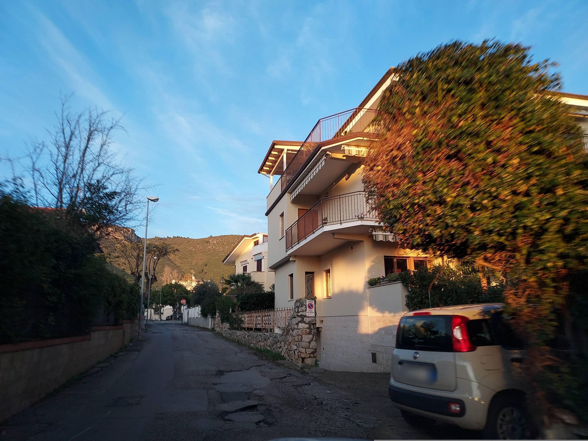 Street view near Galli SAS di Galli Umberto & C., Sperlonga — © odiug (CC BY-SA · Mapillary)