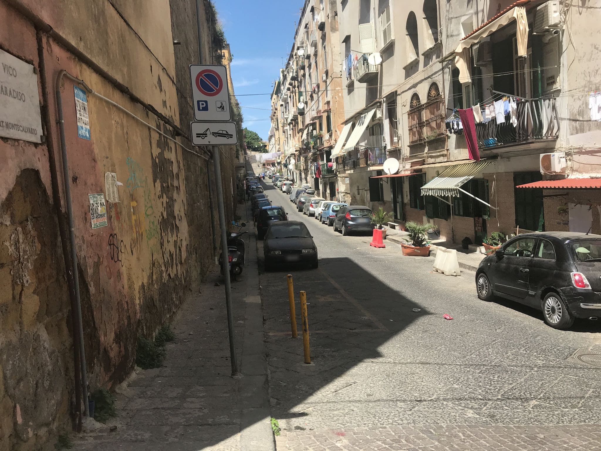 Street view near Mare Napoli, Montecalvario — © mescafe (CC BY-SA · Mapillary)