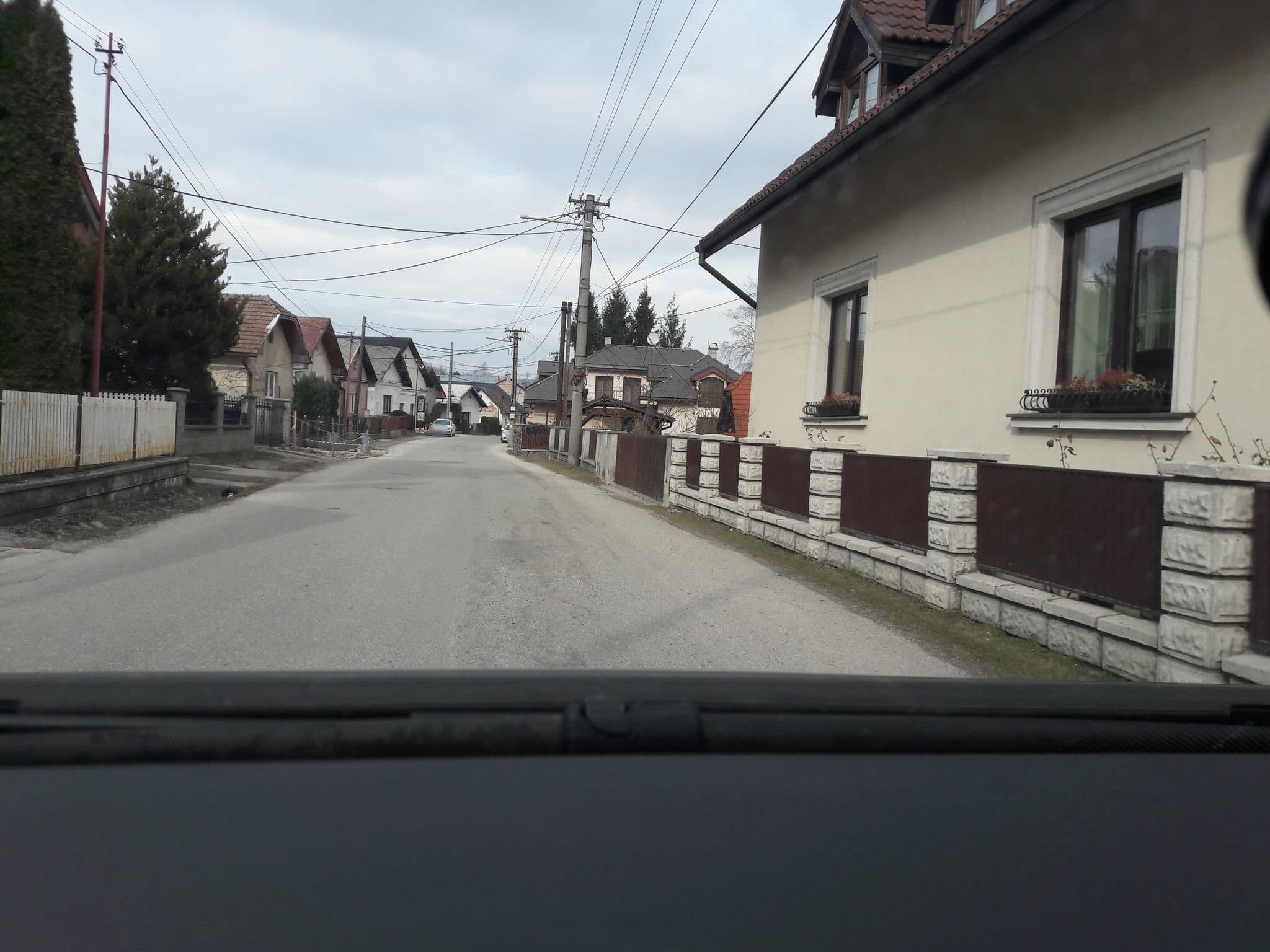 Street view near ubytovanie v súkromí, Varín — © durko_freemap (CC BY-SA · Mapillary)