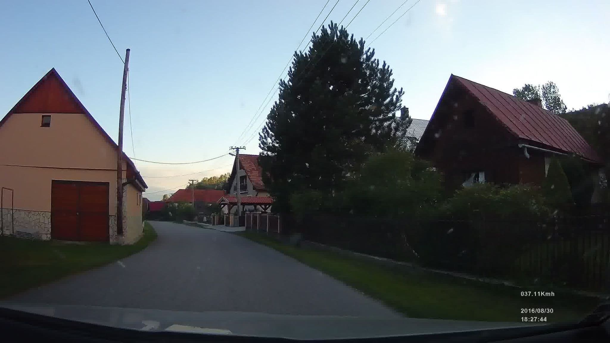 Street view near Chata Prosiek, Lúčky — © martin_zdila (CC BY-SA · Mapillary)