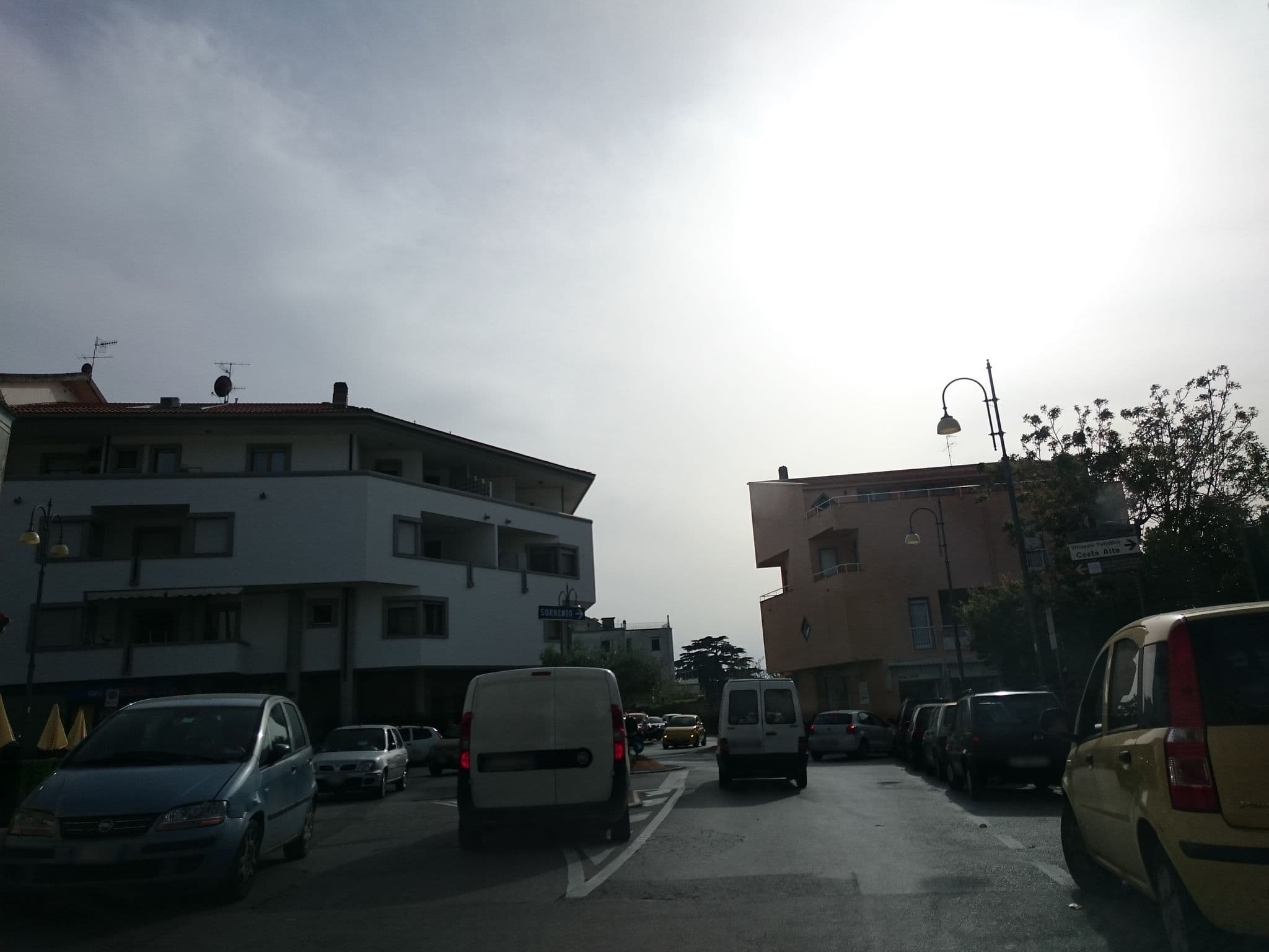 Street view near Hotel Soleluna, Meta — © dhuyp (CC BY-SA · Mapillary)