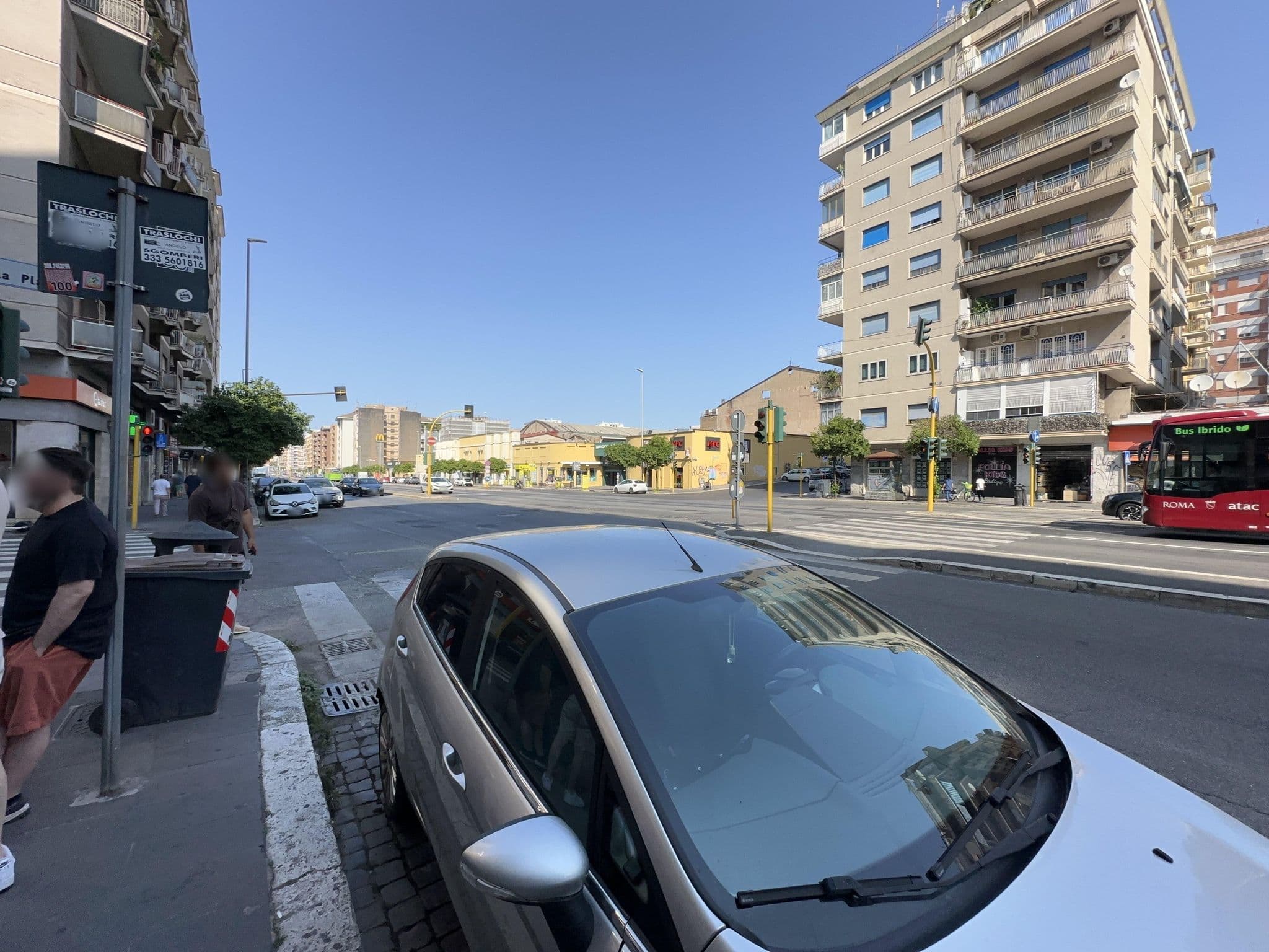 Street view near Dreamsrome Lux, Casal Bertone — © monty24 (CC BY-SA · Mapillary)
