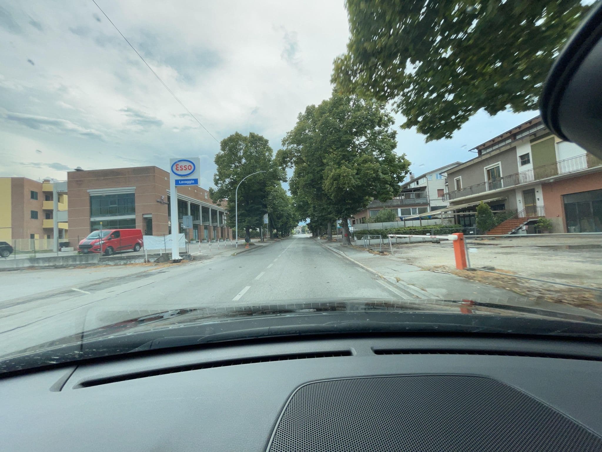 Street view near P Service, Cerreto d'Esi — © skelter (CC BY-SA · Mapillary)