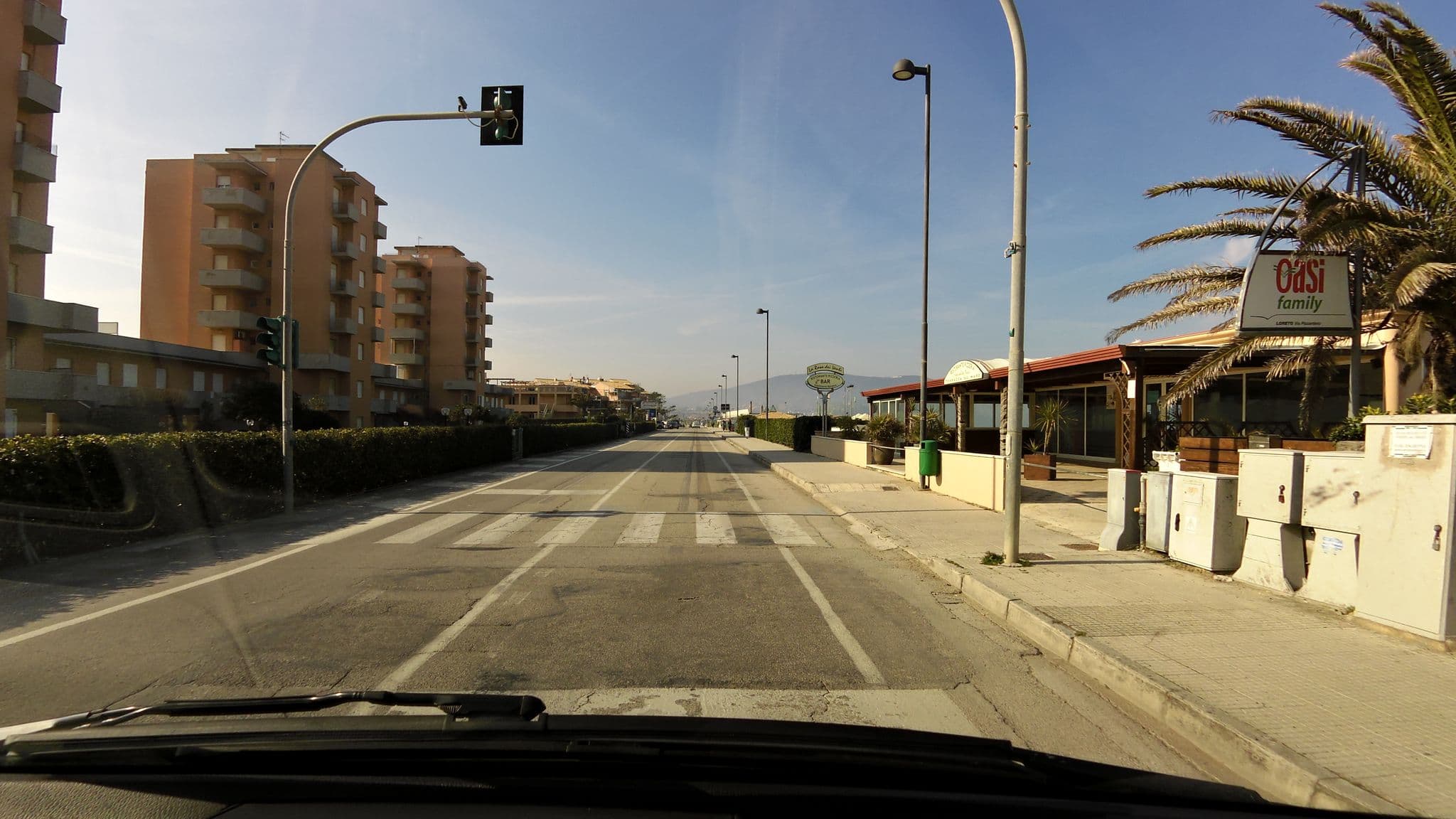 Street view near Numana Mare, Marcelli — © czmrtn (CC BY-SA · Mapillary)