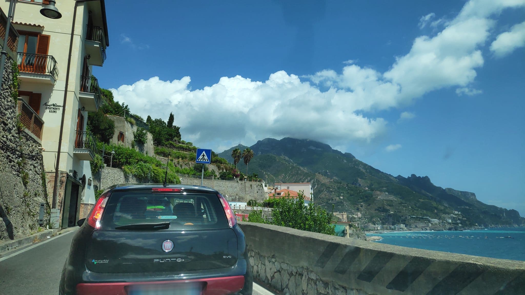 Street view near Pagliarulo Complex by Amalfivacation.it, Minori — © marcuscalabresus (CC BY-SA · Mapillary)