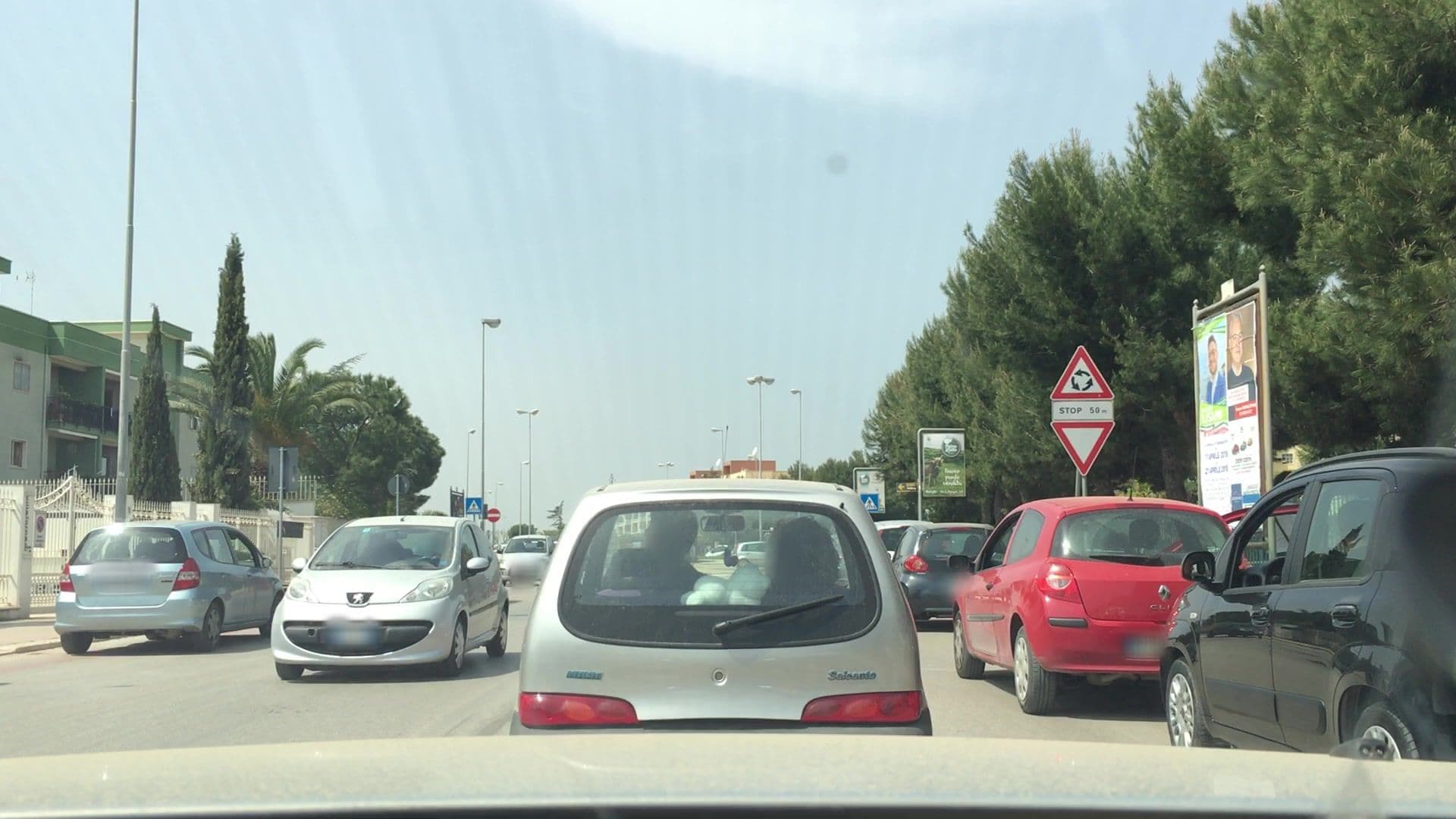 Street view near Villa Fornari Resort, Bisceglie — © lvl5 (CC BY-SA · Mapillary)