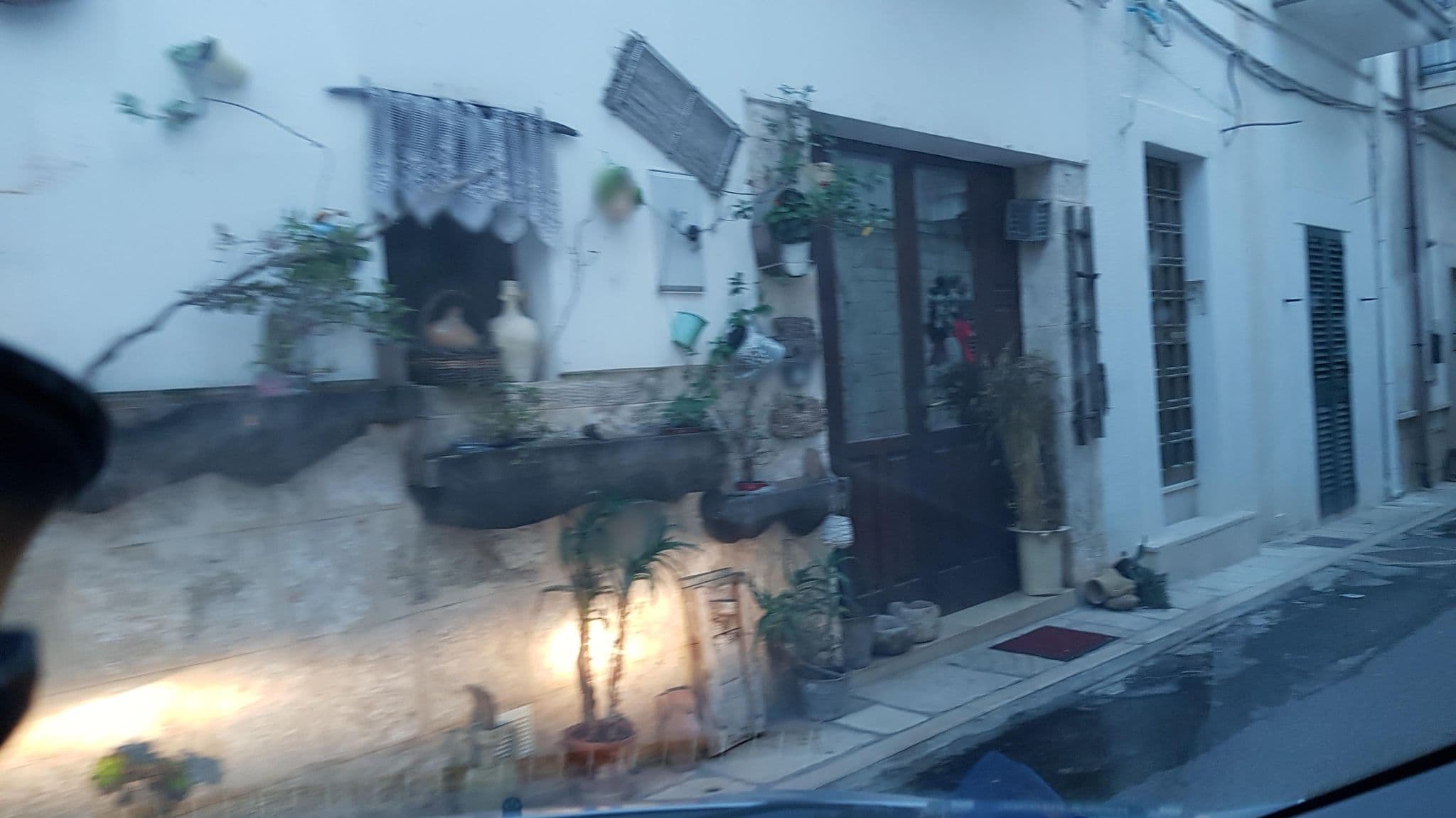 Street view near Trullo dei Ricordi, Ceglie Messapica — © ale_zena_it (CC BY-SA · Mapillary)