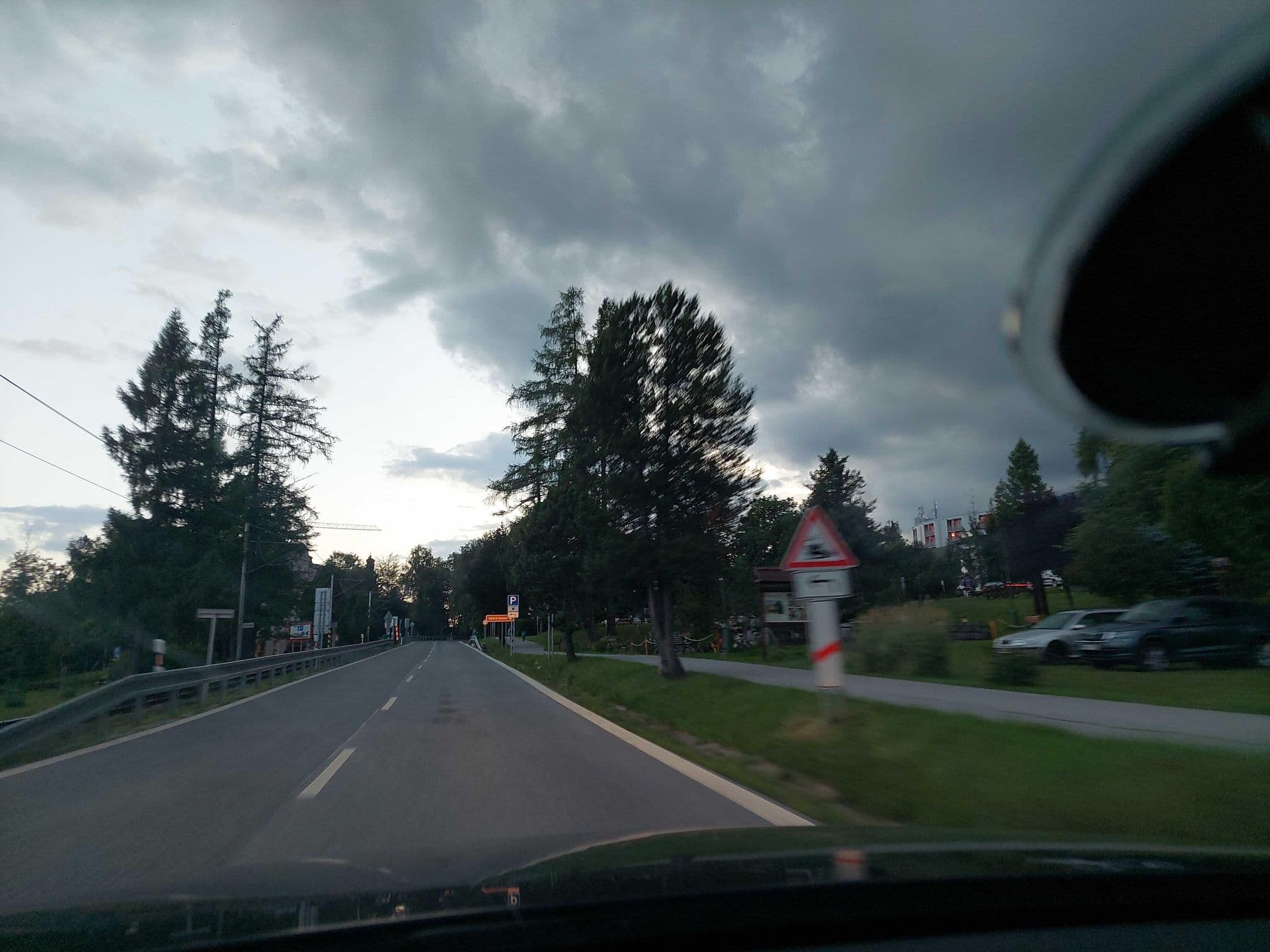 Street view near Villa Mon Ami, Vysoké Tatry — © Apirnus (CC BY-SA · Mapillary)