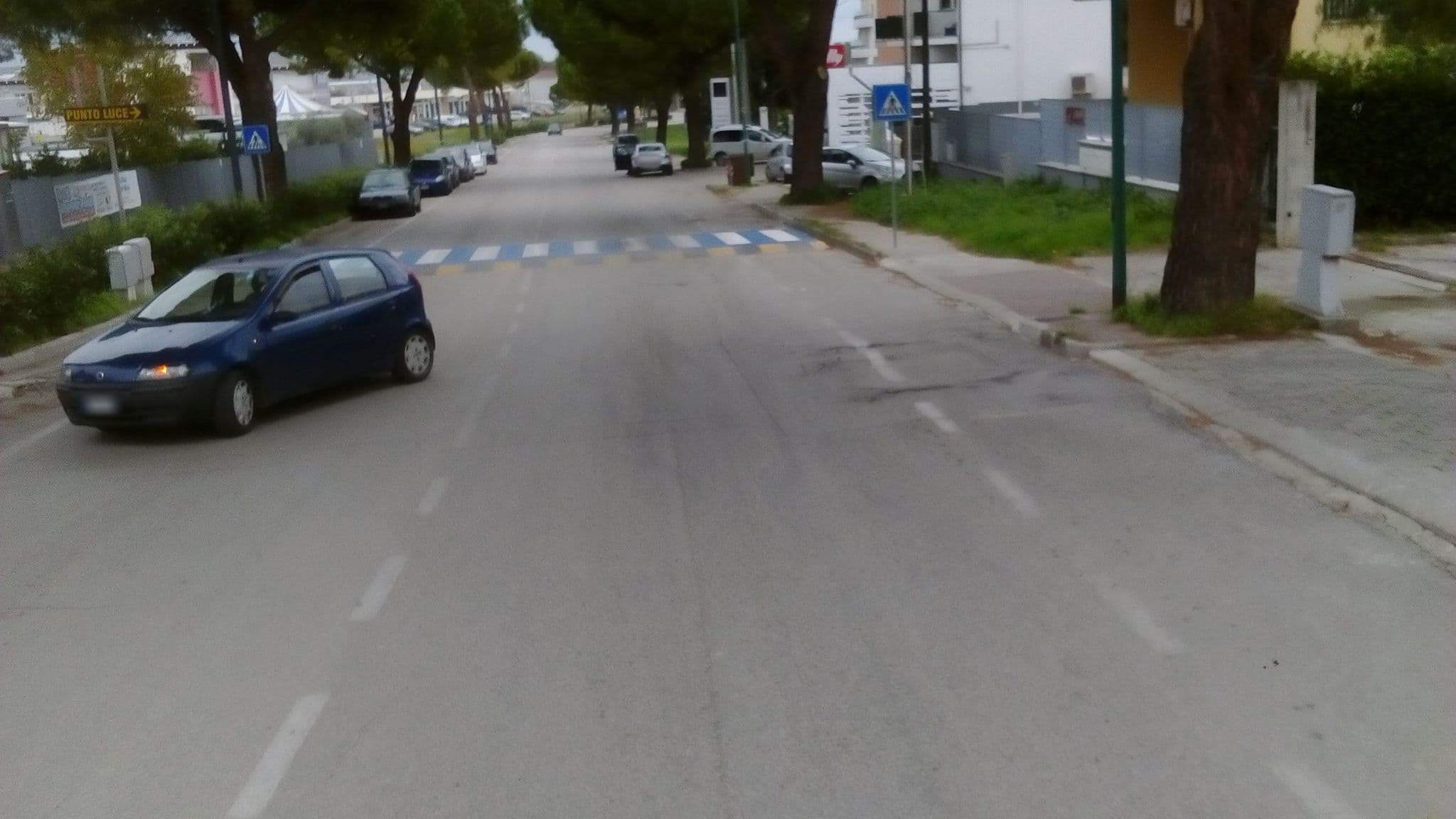 Street view near Gabrì, San Salvo — © klimakas (CC BY-SA · Mapillary)