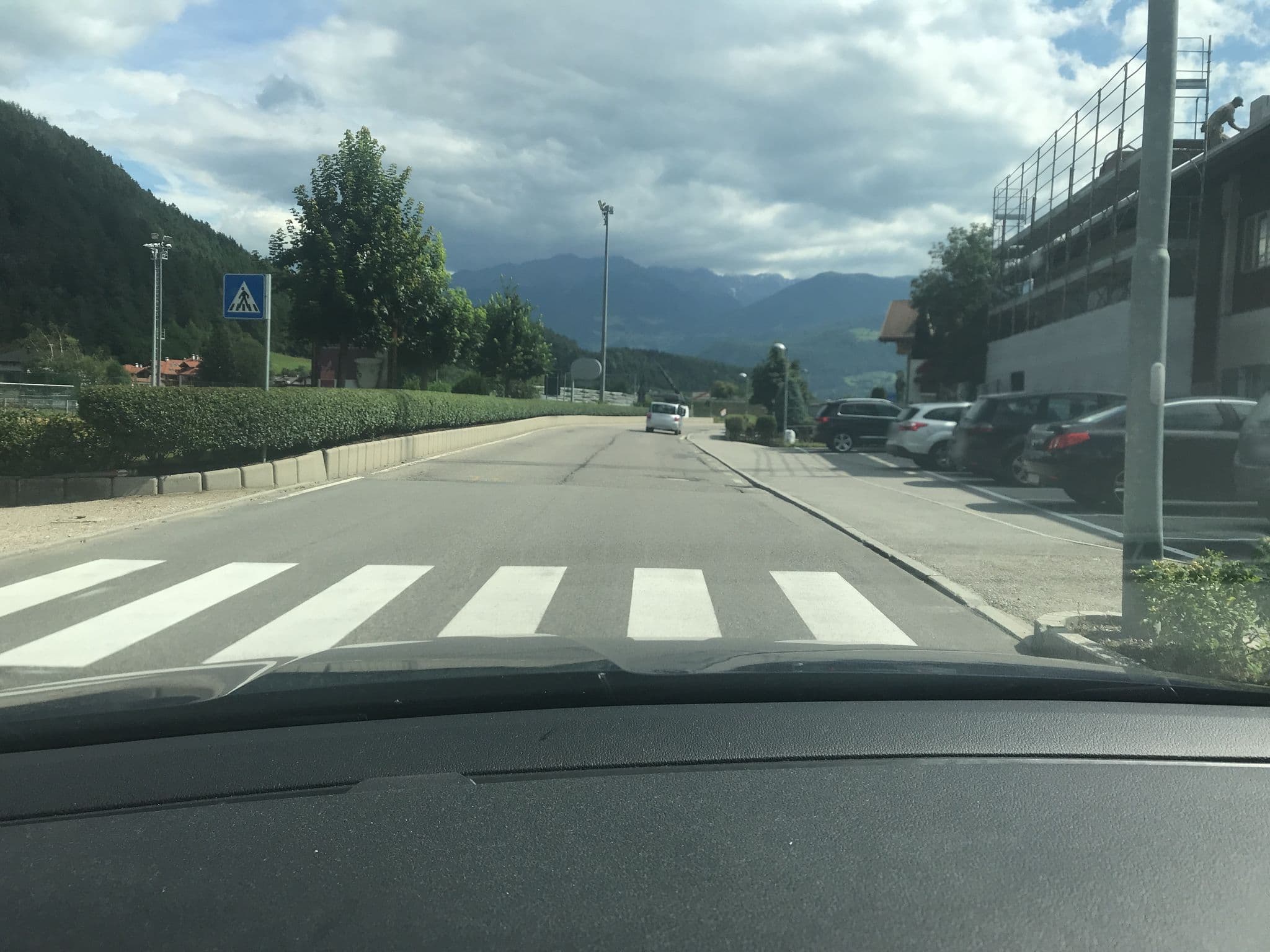 Street view near Pensione Lindnerhof Rosmarie, San Lorenzo di Sebato — © atze777 (CC BY-SA · Mapillary)