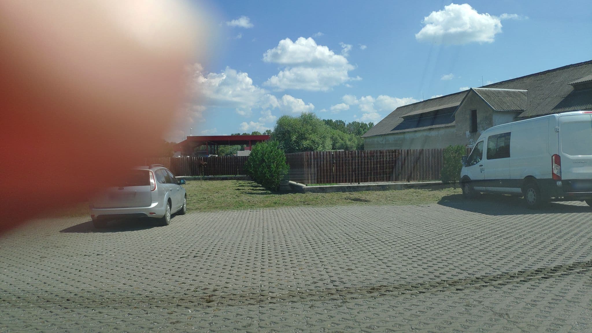 Street view near Gazdovský dom, Veľké Kapušany — © pavolg (CC BY-SA · Mapillary)