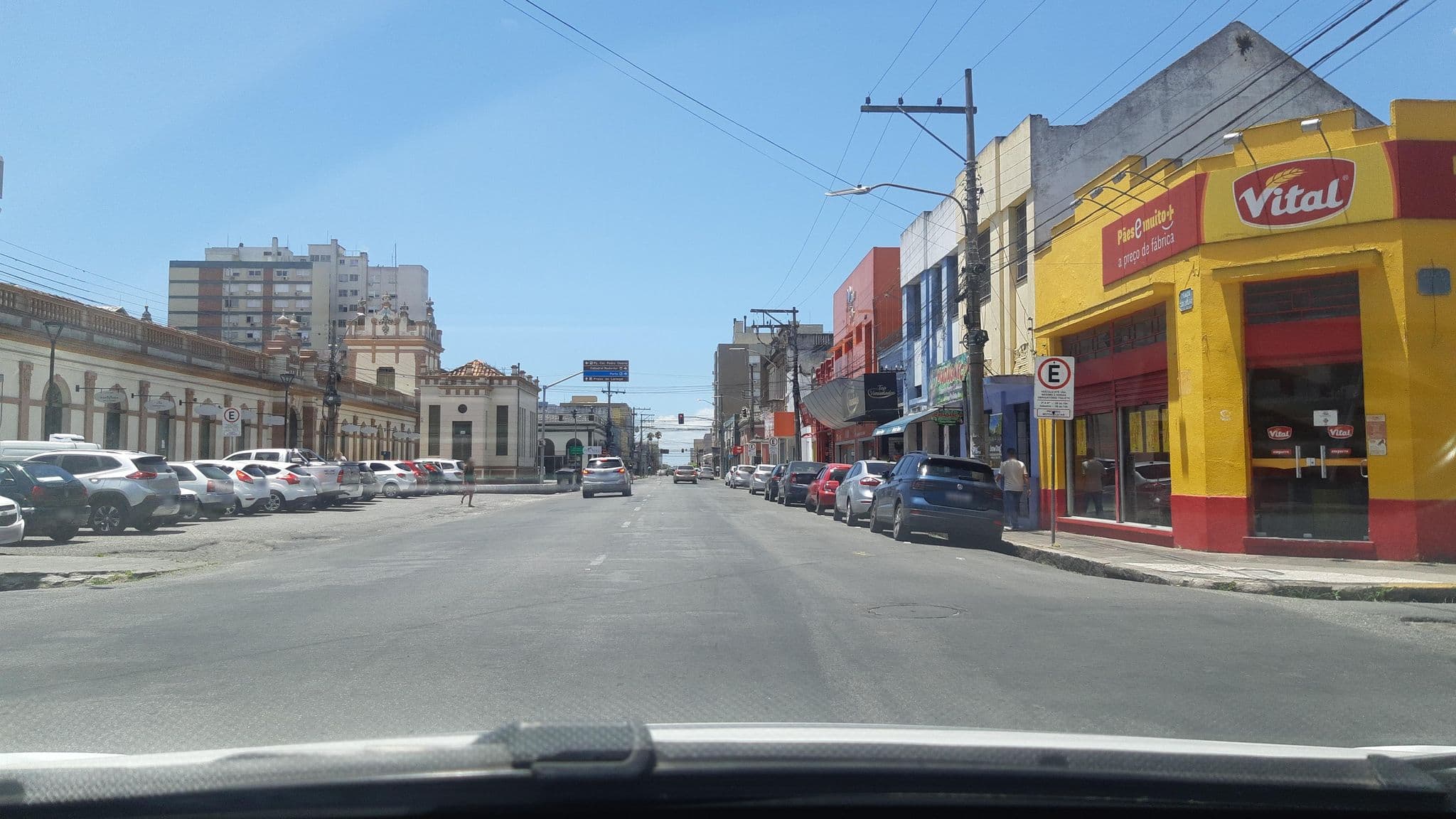 Street view near Antonio Hotel, Pelotas — © Kaart_Local (CC BY-SA · Mapillary)
