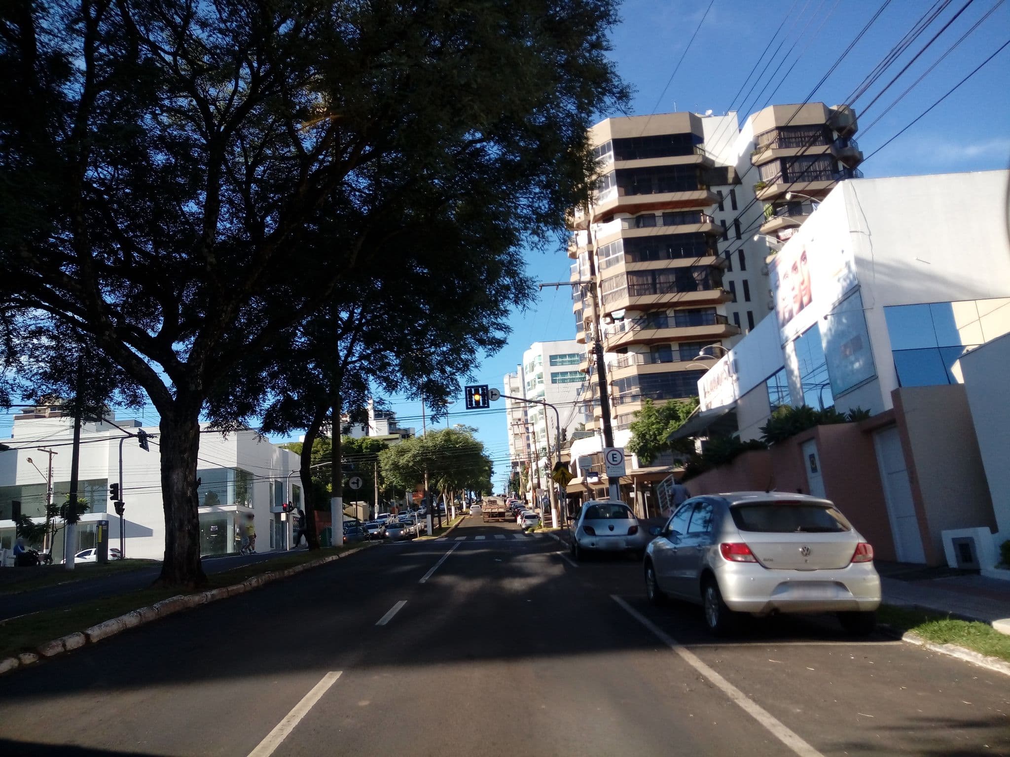 Street view near hotel das videiras, Chapecó — © dclarks (CC BY-SA · Mapillary)