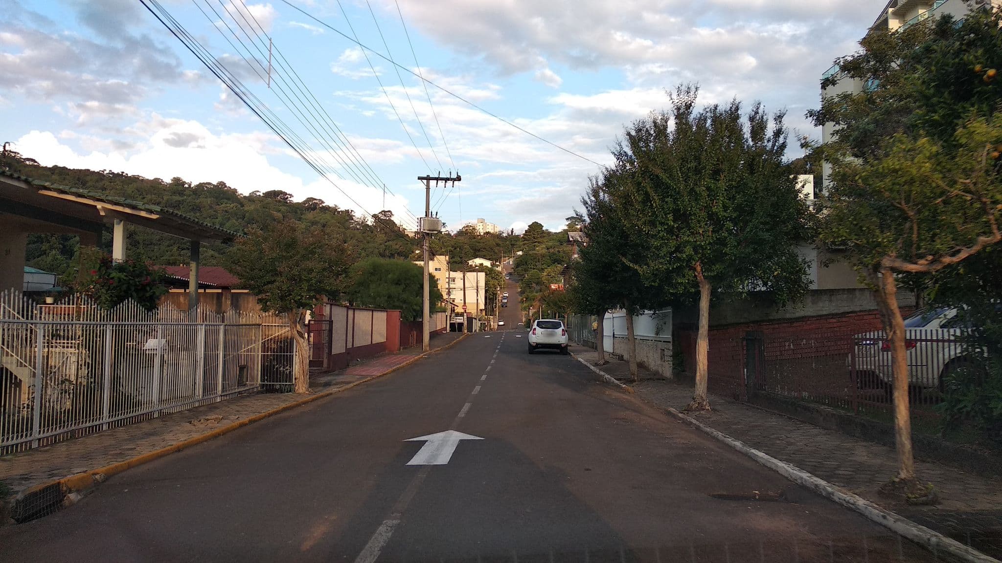 Street view near Hotel das Videiras, Videira — © thiagoboesing (CC BY-SA · Mapillary)
