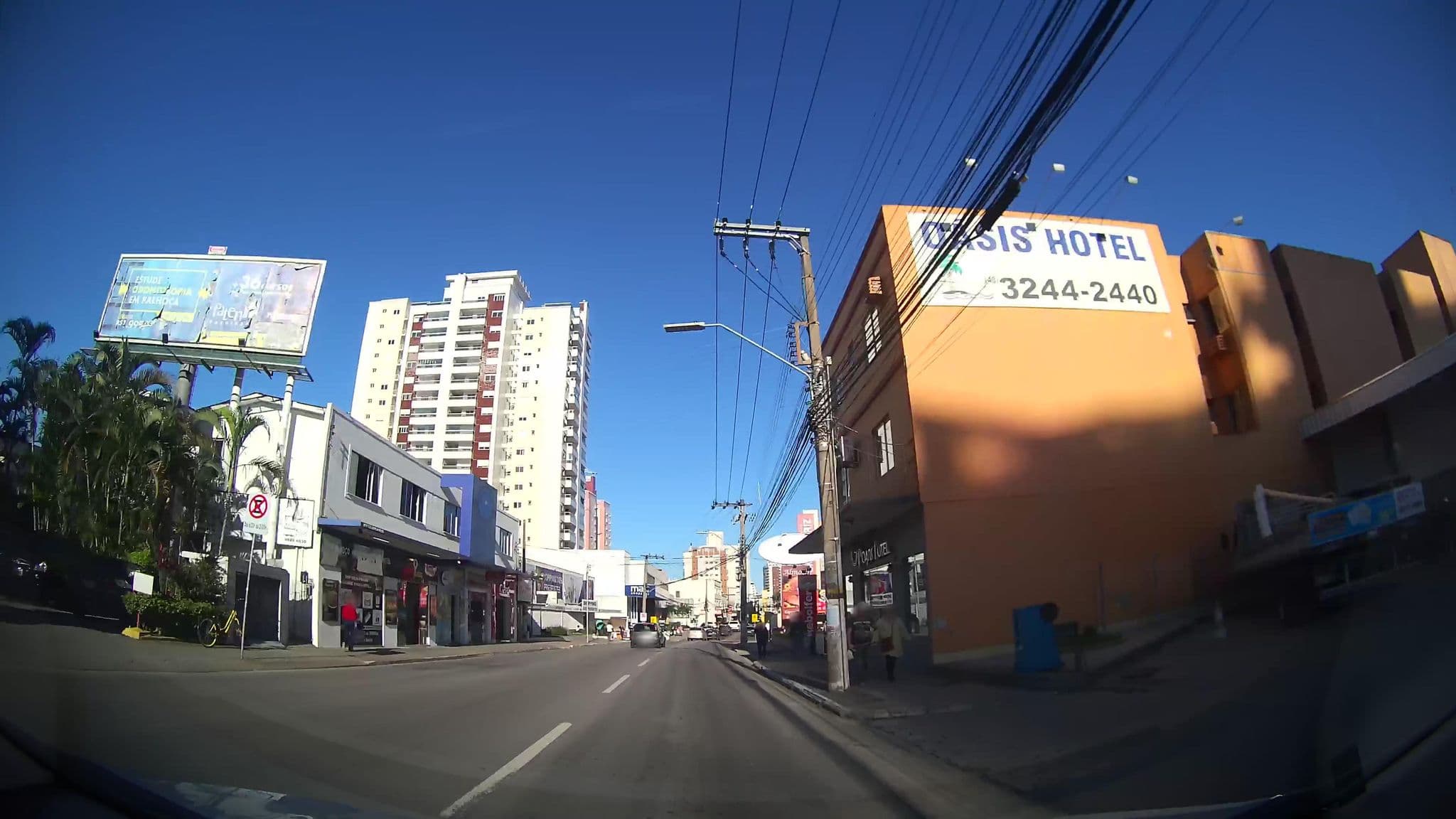 Street view near Oásis Hotel, Florianópolis — © marciosampaio (CC BY-SA · Mapillary)