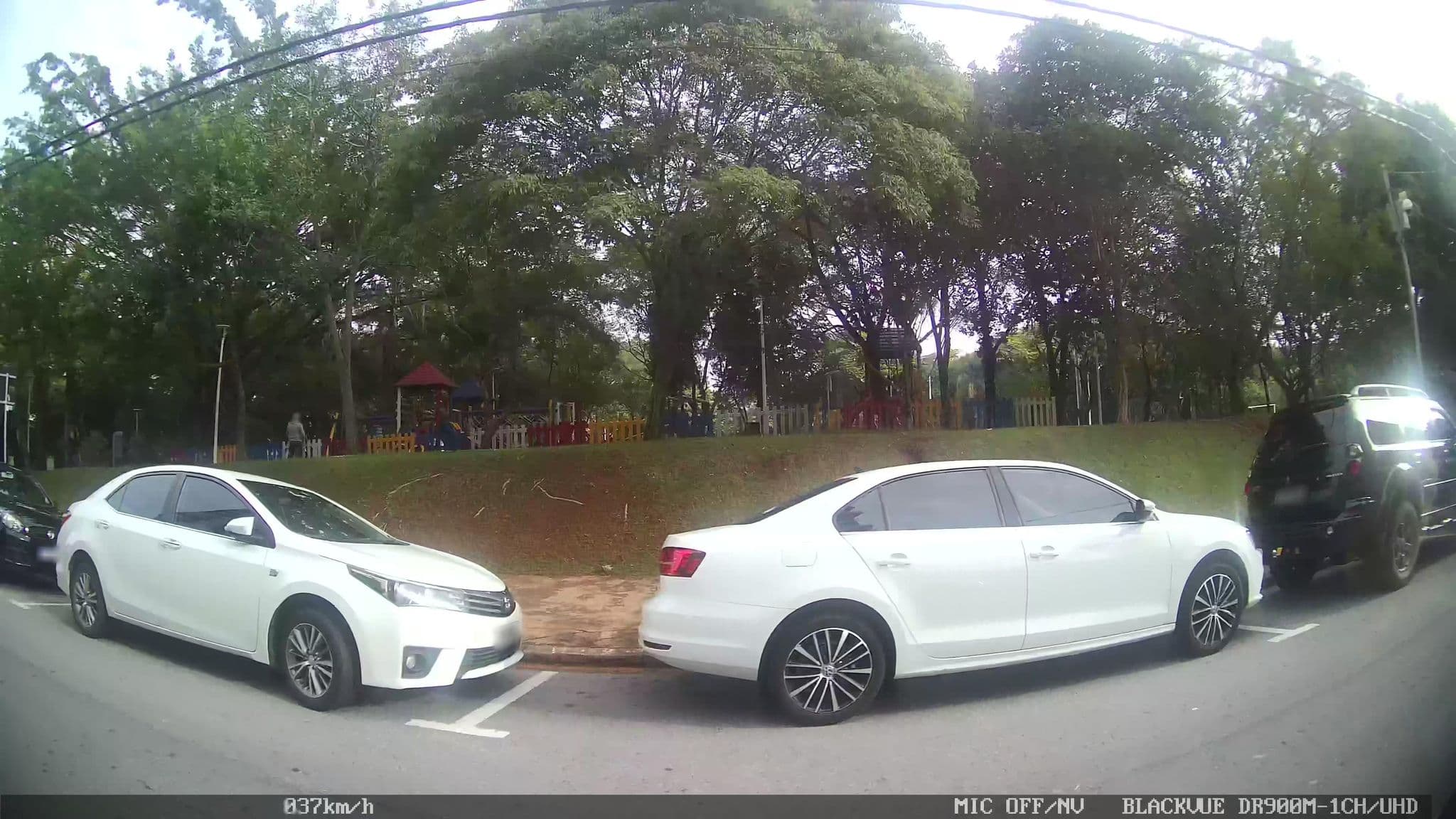 Street view near Hotel Mercury, Florianópolis — © kaart5 (CC BY-SA · Mapillary)