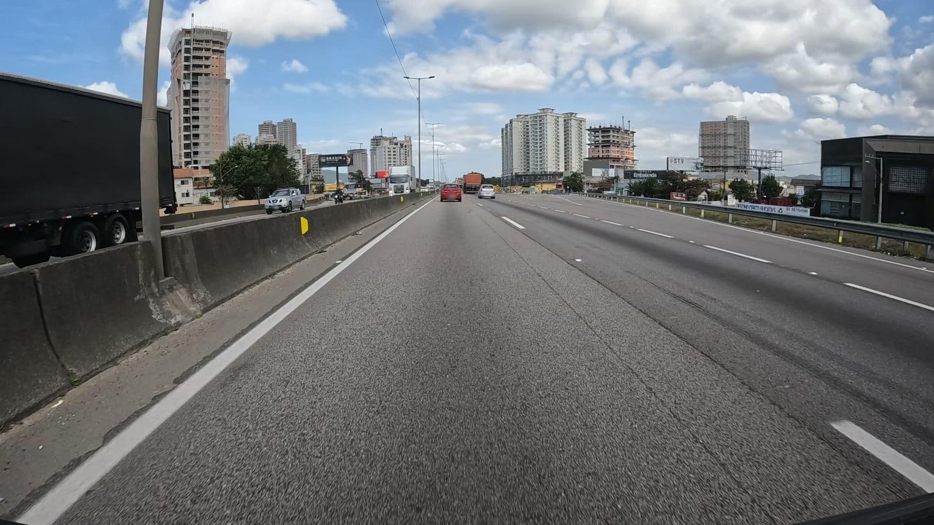 Street view near Majestic Hotel Florianópolis, Itapema — © HOUER (CC BY-SA · Mapillary)