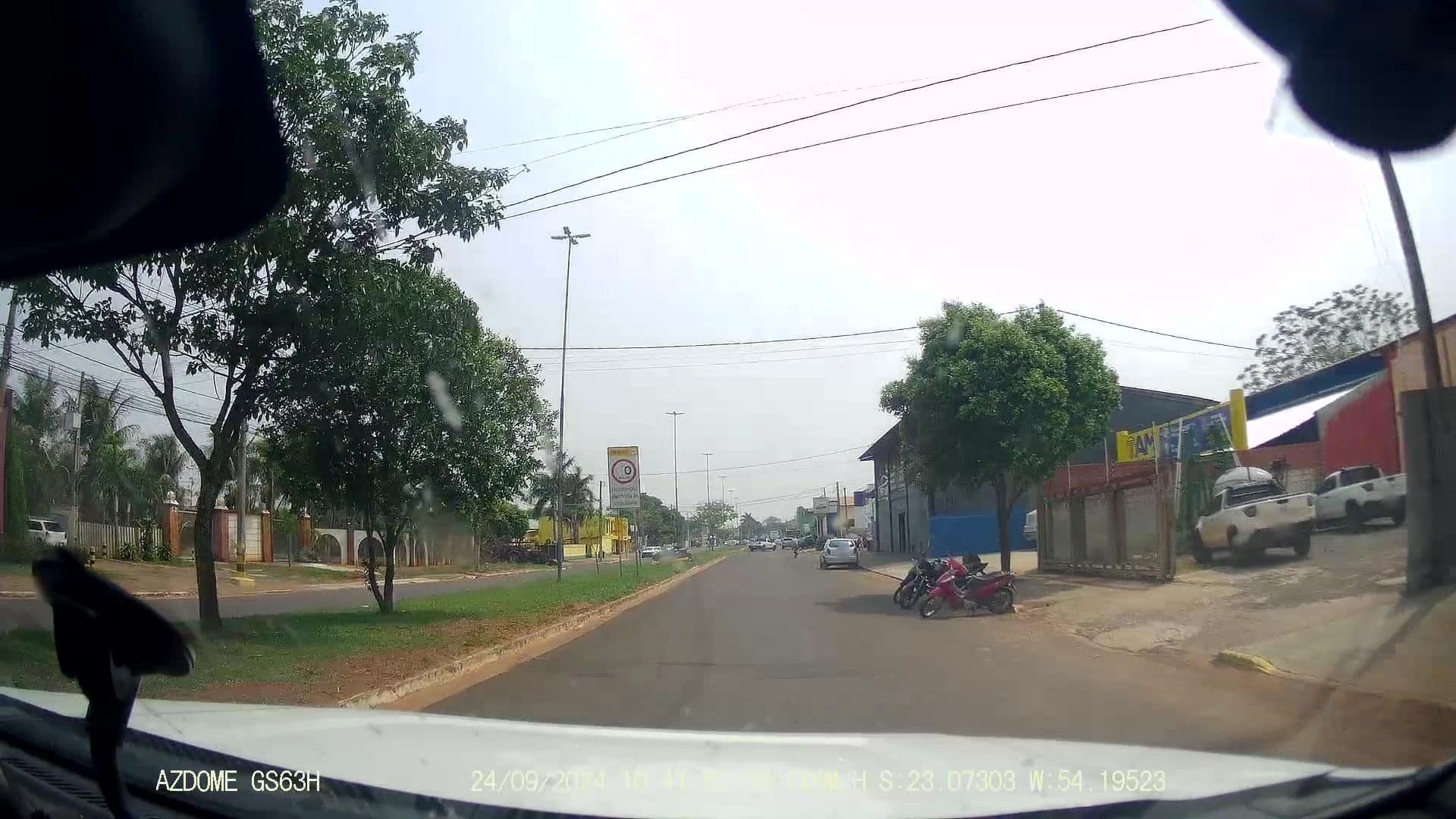 Street view near Gold Hotel, Naviraí — © jaderbavaresco (CC BY-SA · Mapillary)