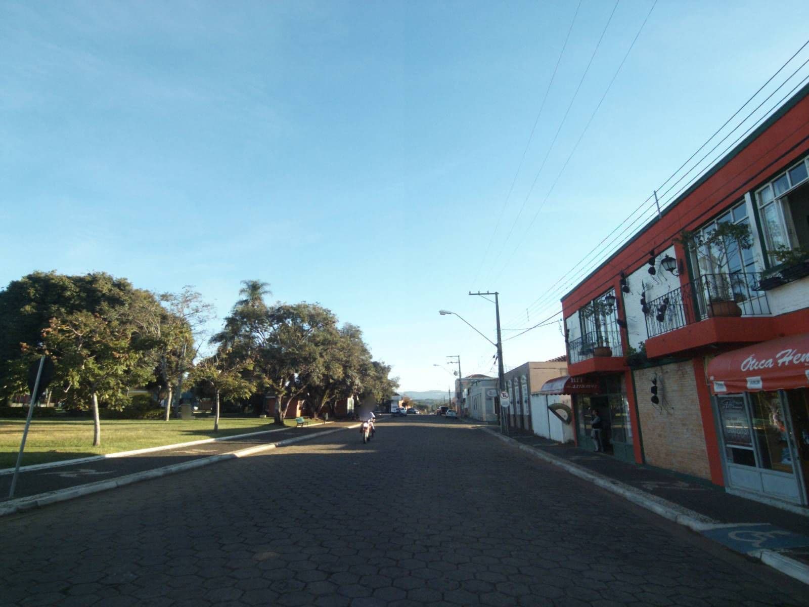 Street view near Hotel Formigas na Figueira, Tibagi — © projevias (CC BY-SA · Mapillary)