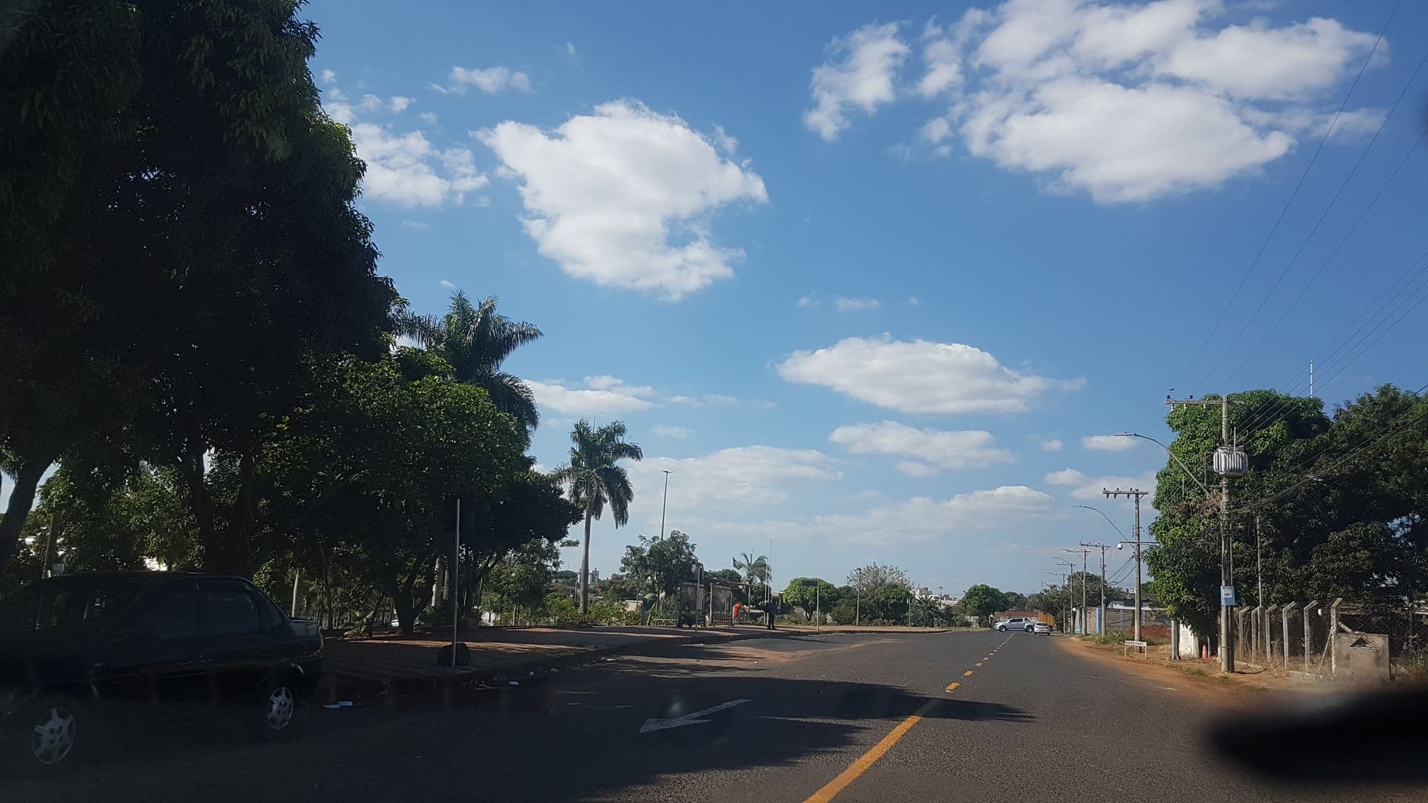 Street view near djdwkqwas, Uberlândia — © reneserafim (CC BY-SA · Mapillary)