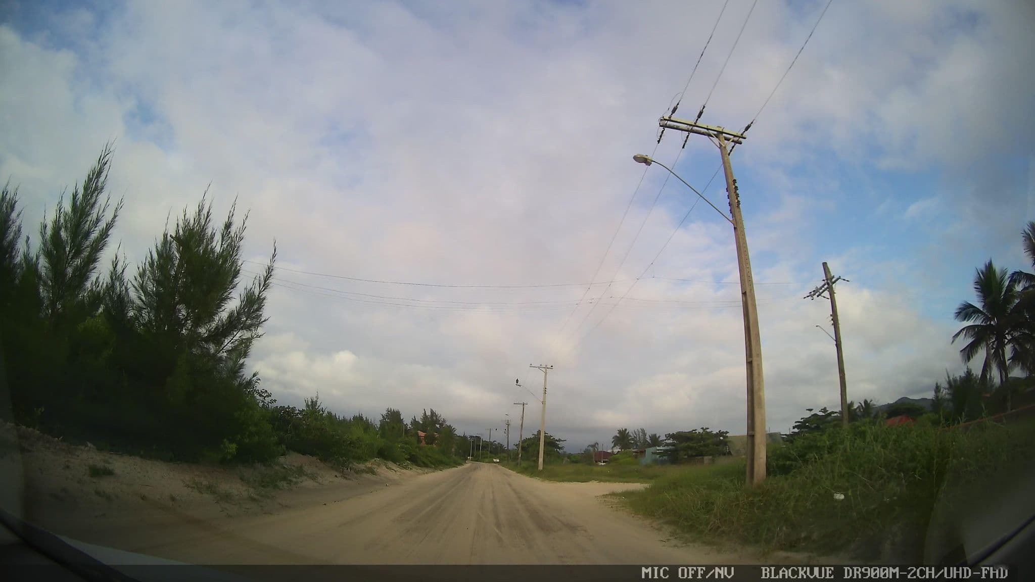 Street view near Bora La, Ilha Comprida — © marciosampaio (CC BY-SA · Mapillary)