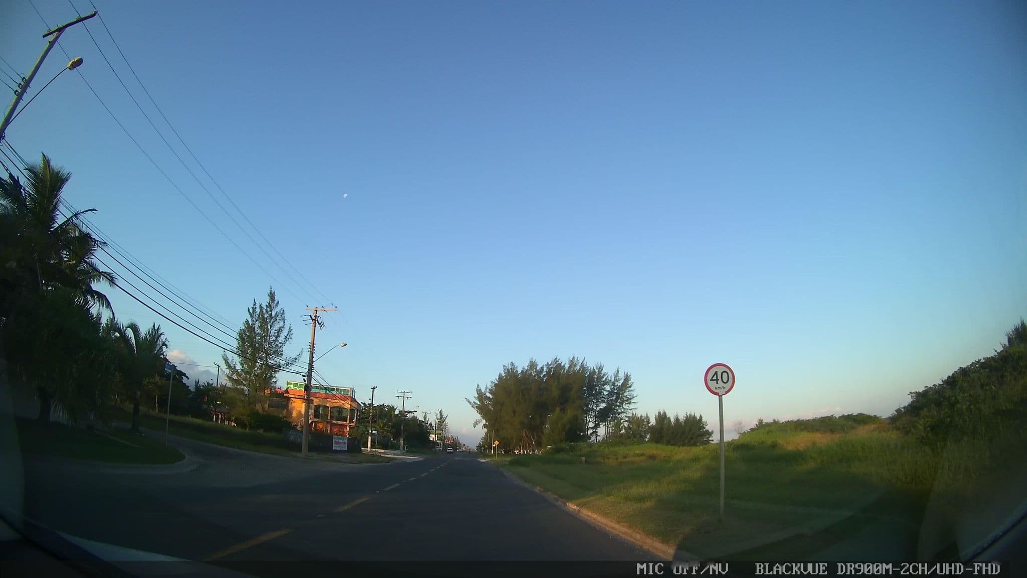 Street view near Pousada Ykape, Ilha Comprida — © marciosampaio (CC BY-SA · Mapillary)